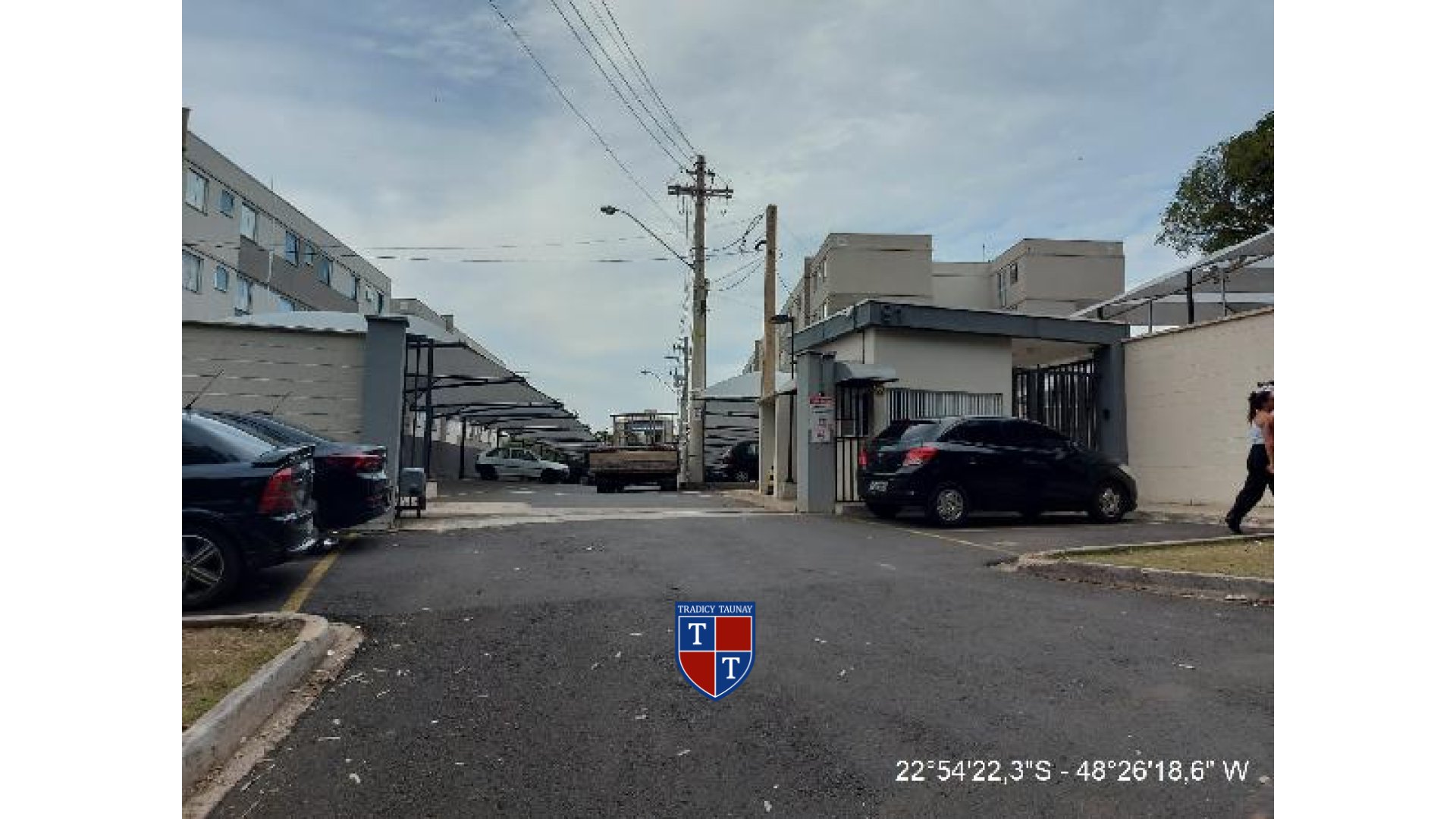 Foto 1 de APARTAMENTO em JARDIM PALOS VERDES - Imóvel Retomado Caixa