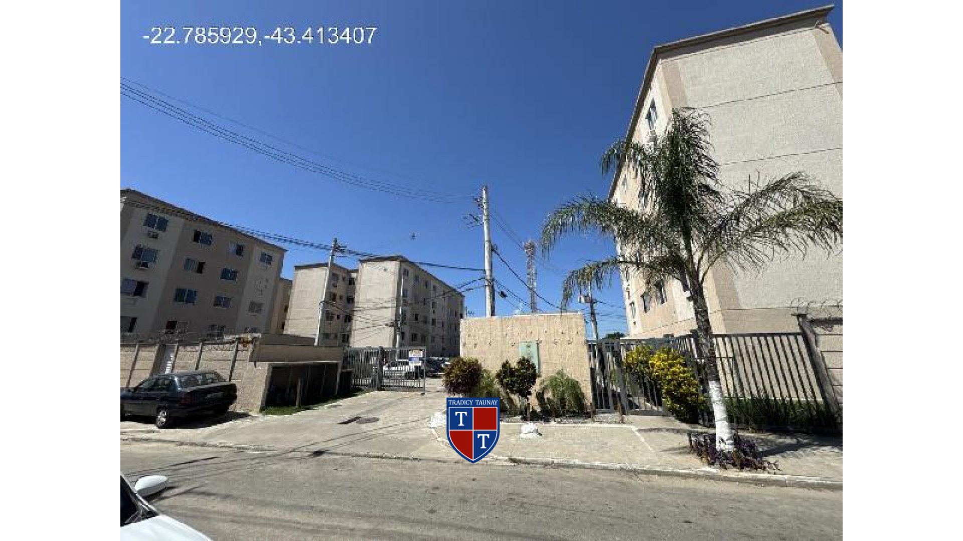 APARTAMENTO em VILA NORMA