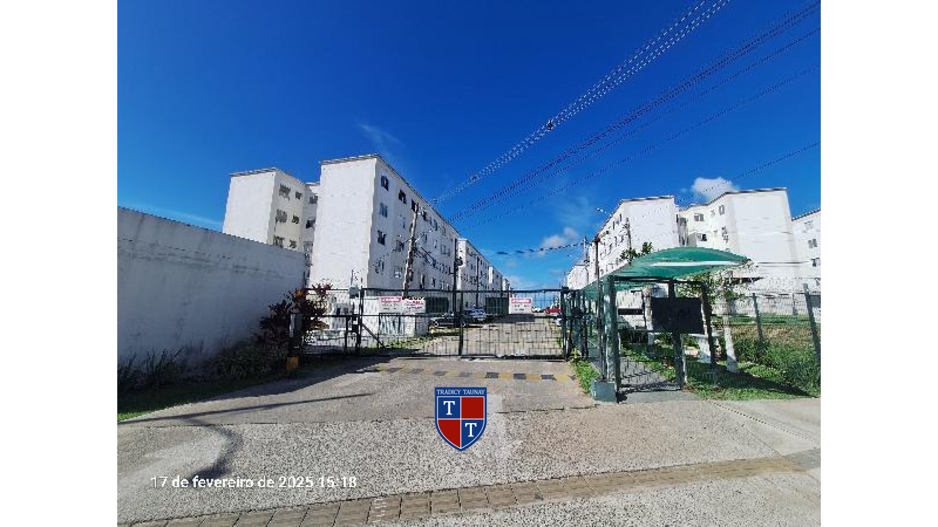 Foto 1 de APARTAMENTO em AREIA BRANCA, SALVADOR/BA - Imóvel Retomado CAIXA Ref 8787705150171