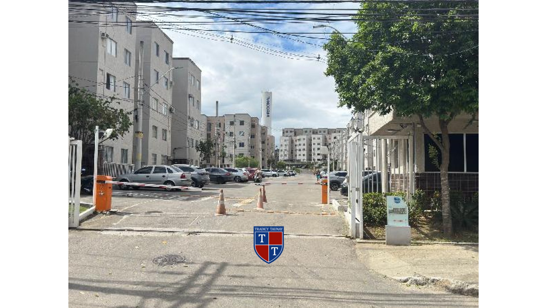 APARTAMENTO em CERAMICA