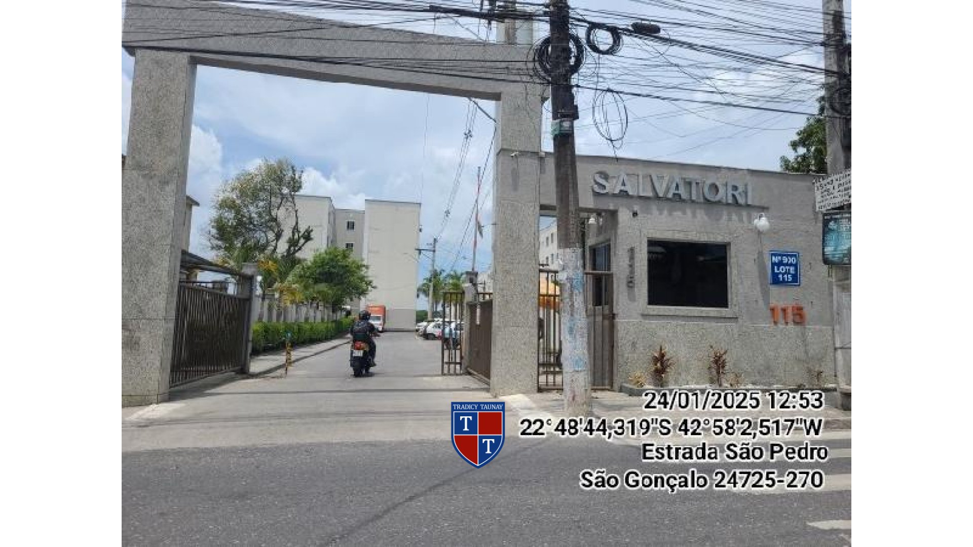 APARTAMENTO em VISTA ALEGRE