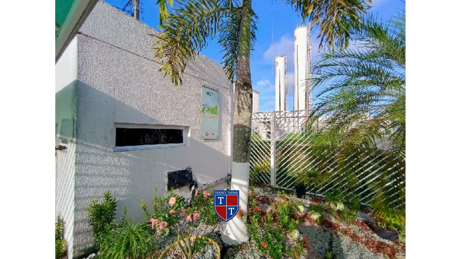 Foto 1 de APARTAMENTO em AREIA BRANCA, SALVADOR/BA - Imóvel Retomado CAIXA Ref 8787705310462