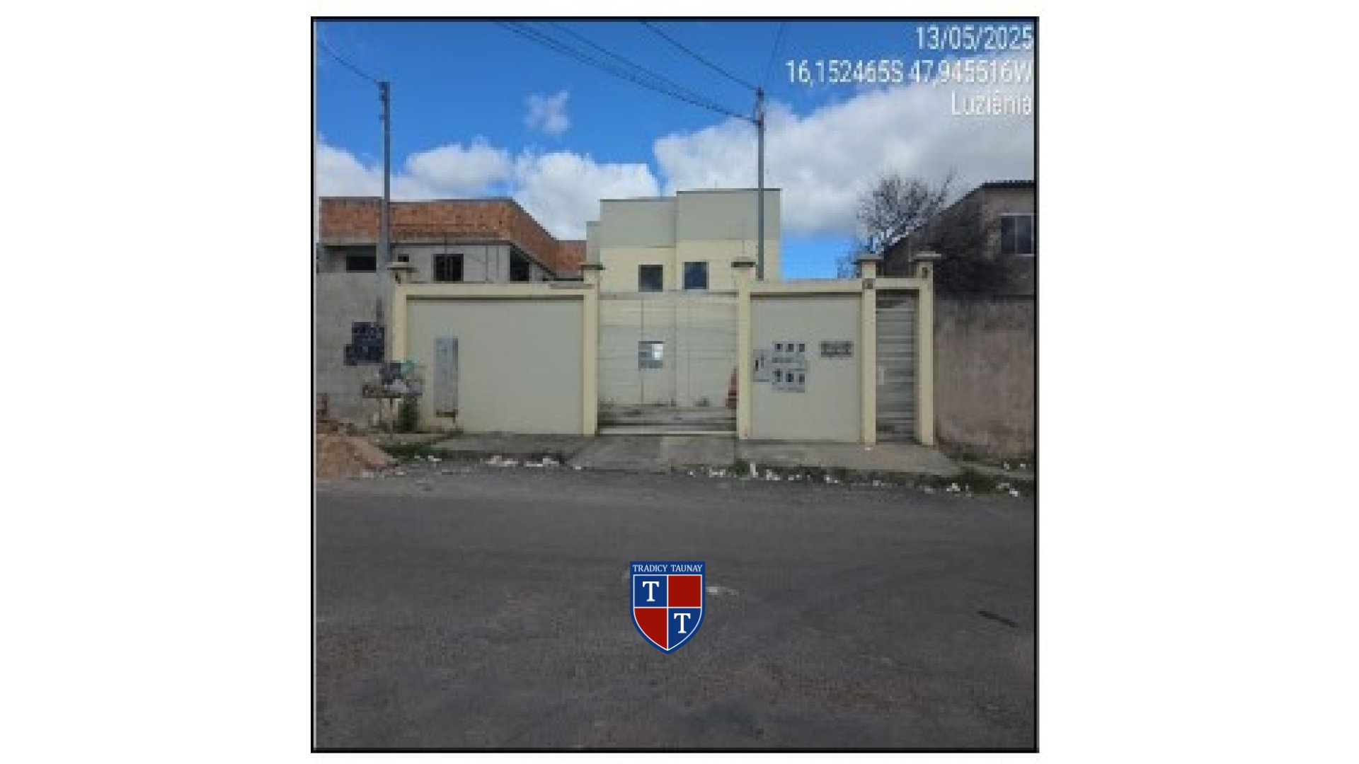 APARTAMENTO em PARQUE ESTRELA DALVA IX