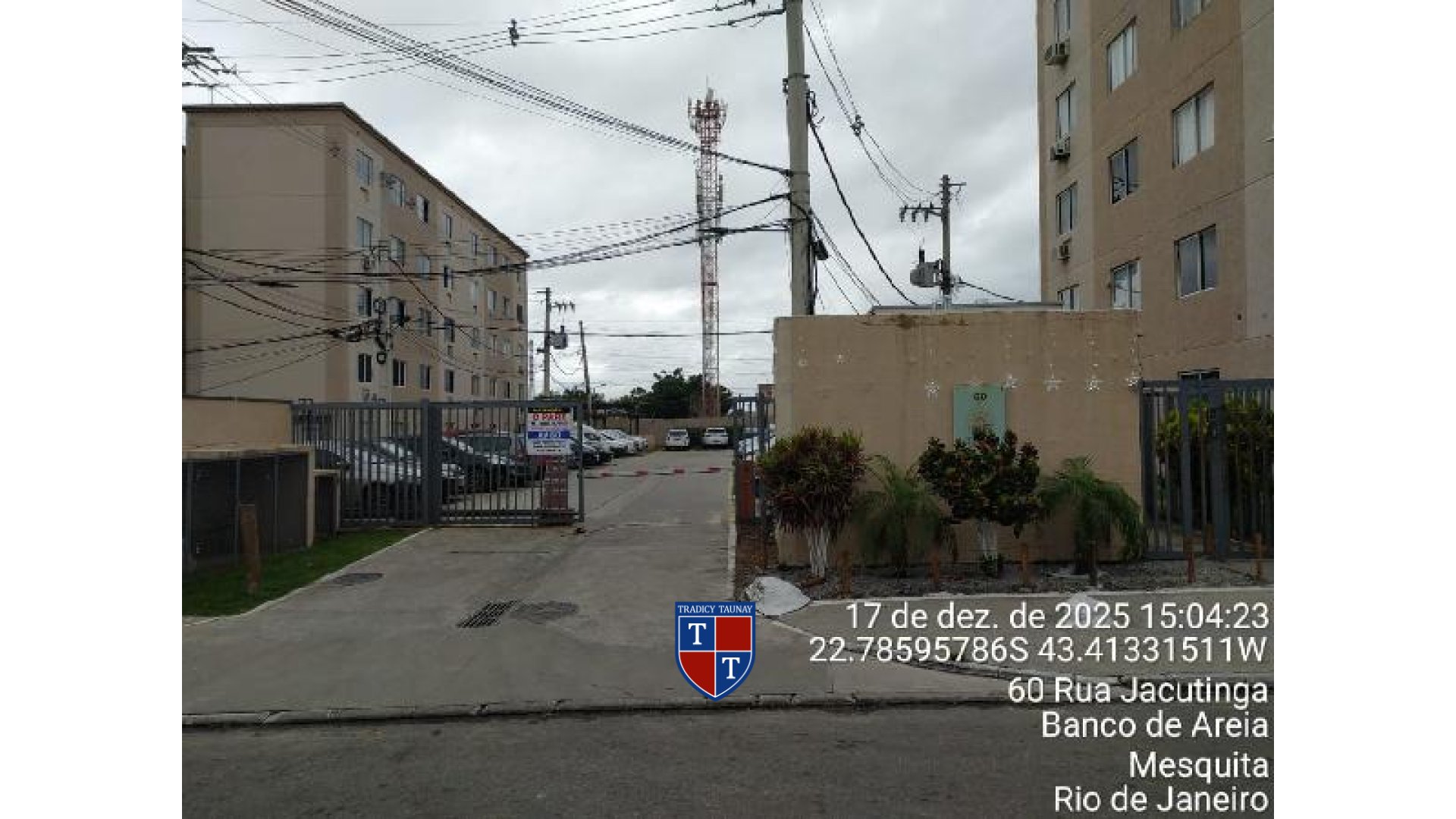 APARTAMENTO em VILA NORMA
