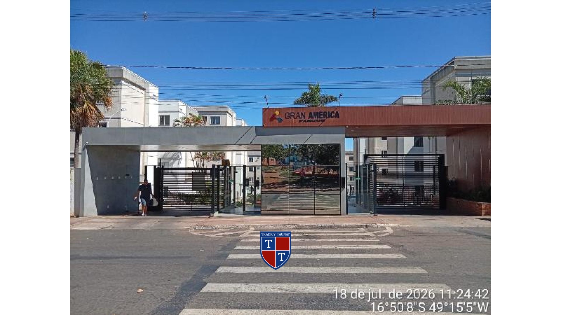 APARTAMENTO em JARDIM BELO HORIZONTE ACRESCIMO II