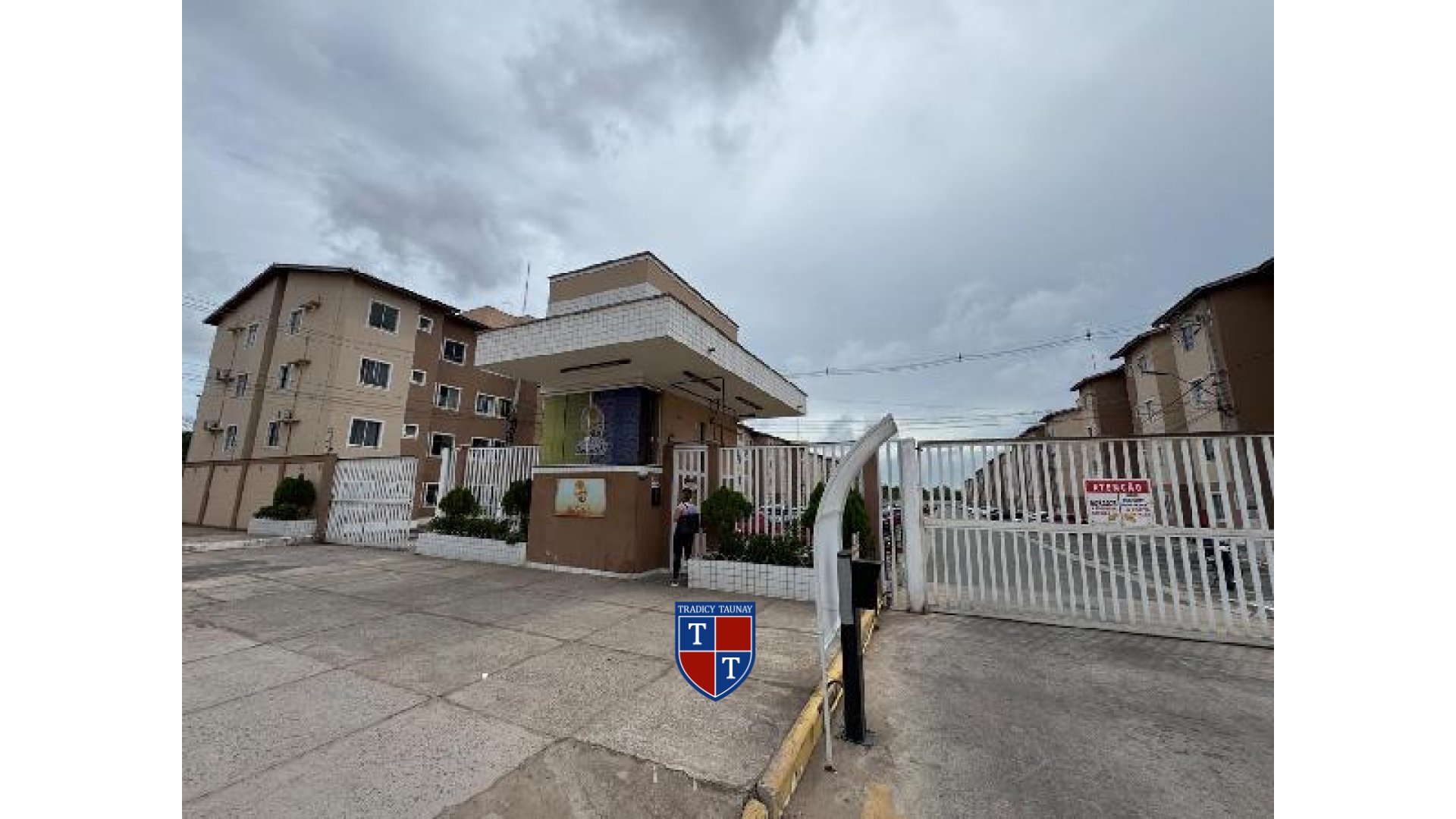 APARTAMENTO em CRUZEIRO DE SANTA BARBARA