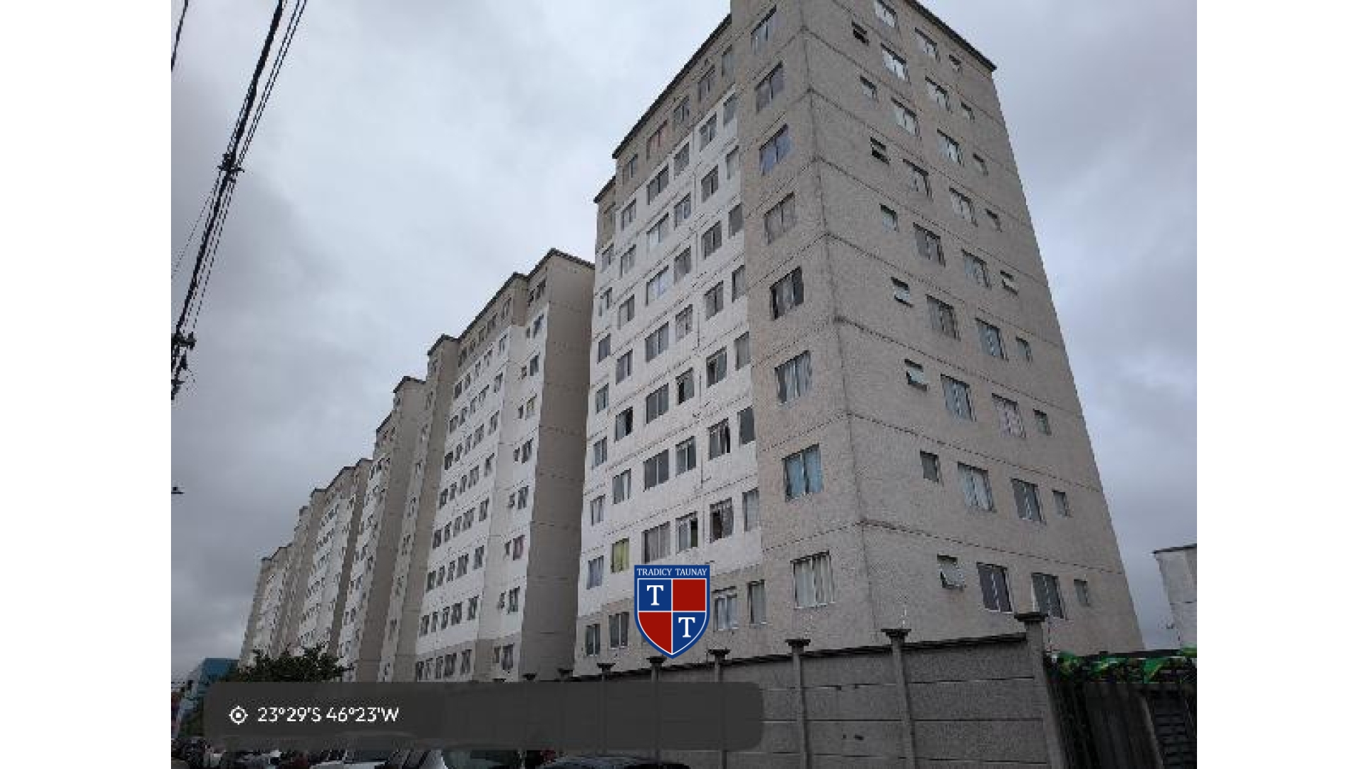 APARTAMENTO em JARDIM DAS OLIVEIRAS
