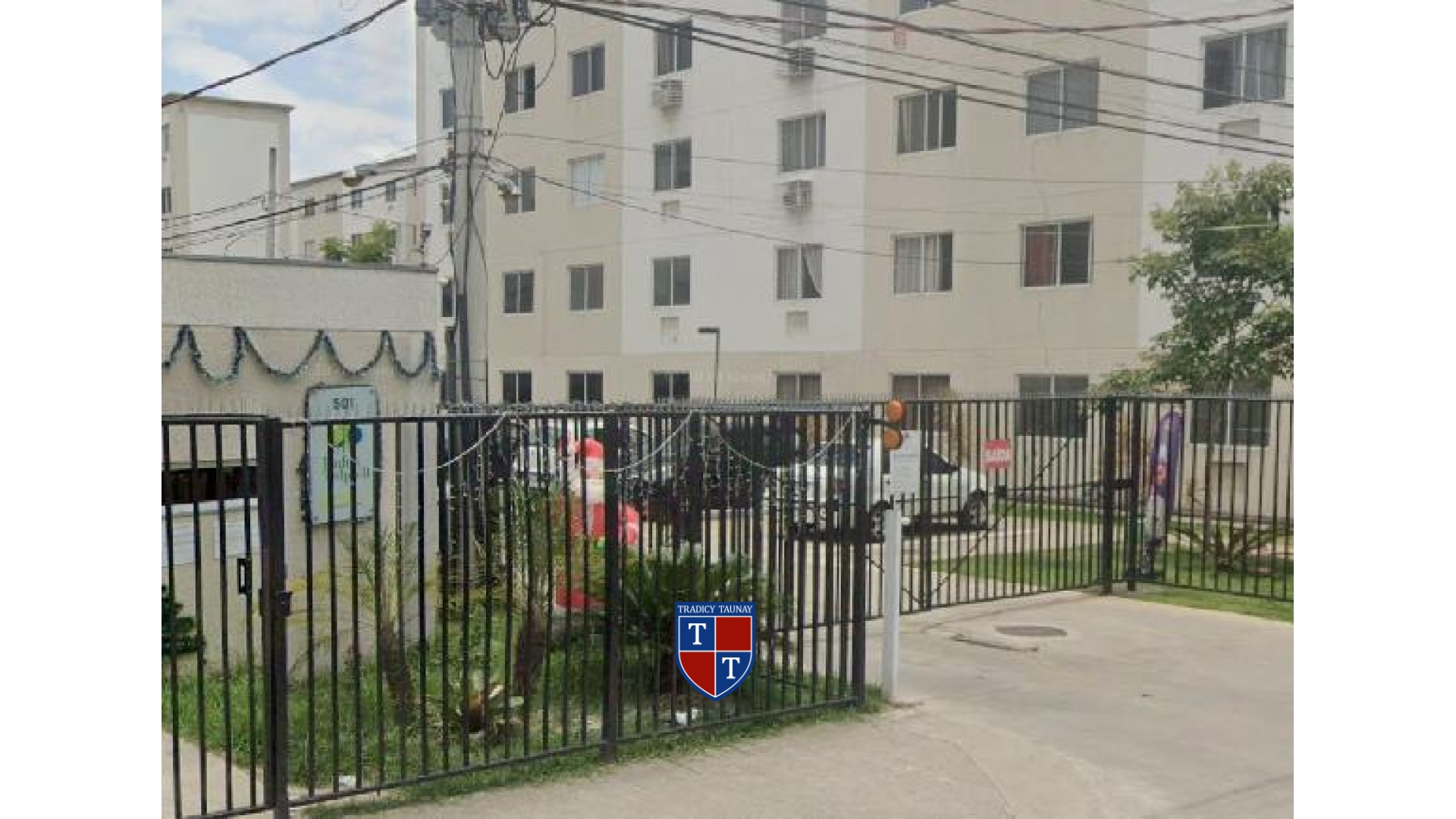 APARTAMENTO em SANTA CRUZ