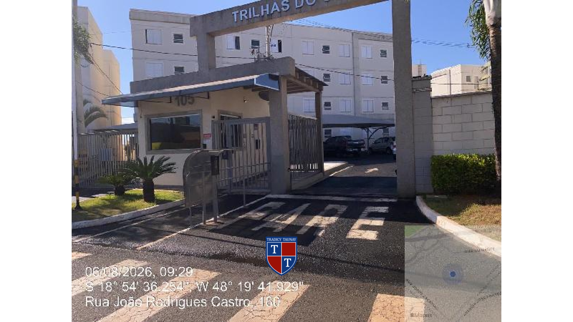 APARTAMENTO em MOINHO DE VENTO