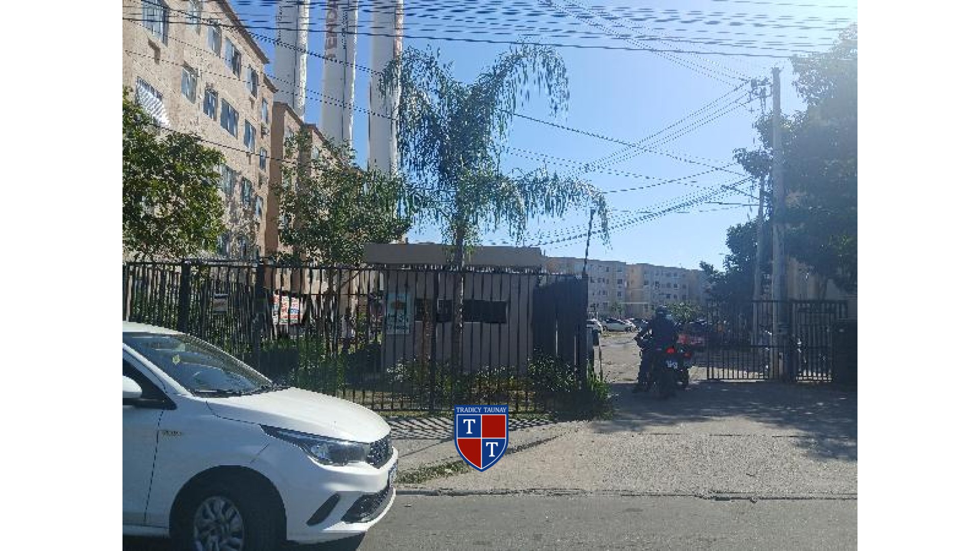 APARTAMENTO em SANTA CRUZ