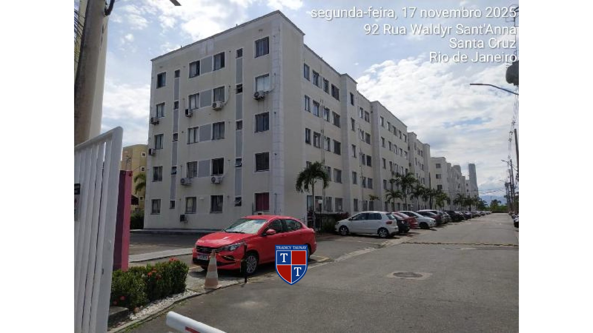 APARTAMENTO em SANTA CRUZ