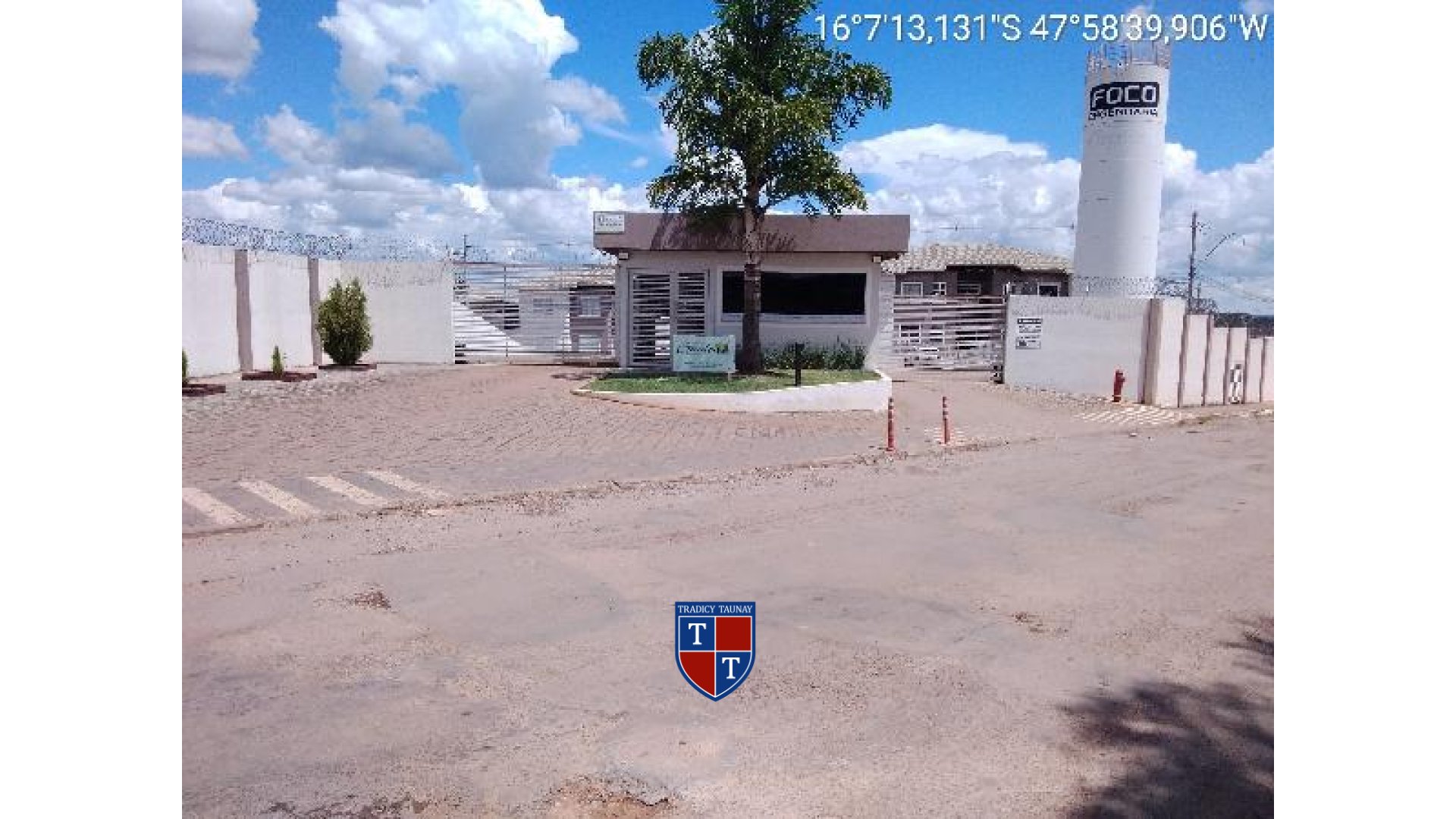 APARTAMENTO em FAZENDA TAVEIRA