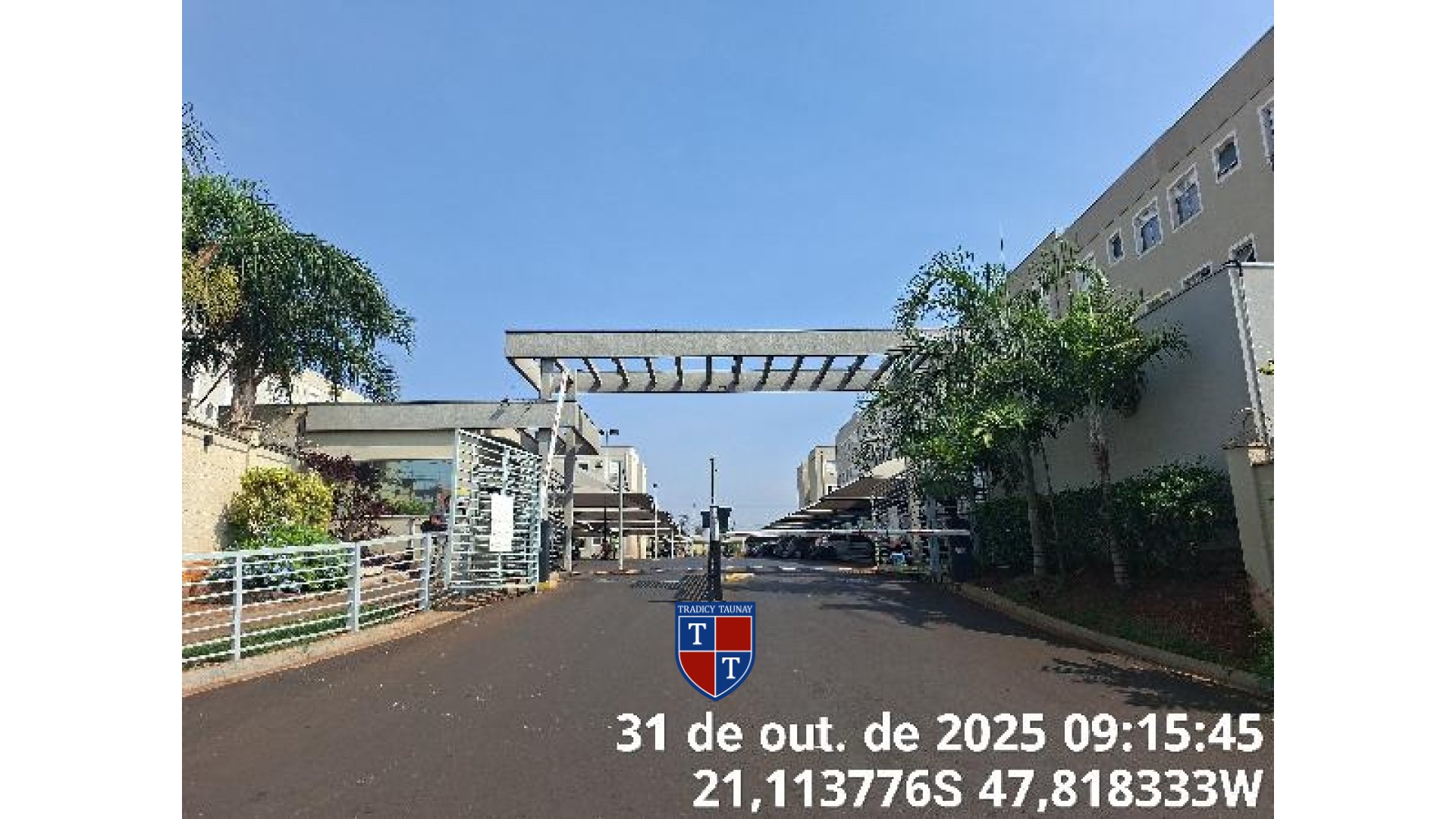 APARTAMENTO em JARDIM HEITOR RIGON