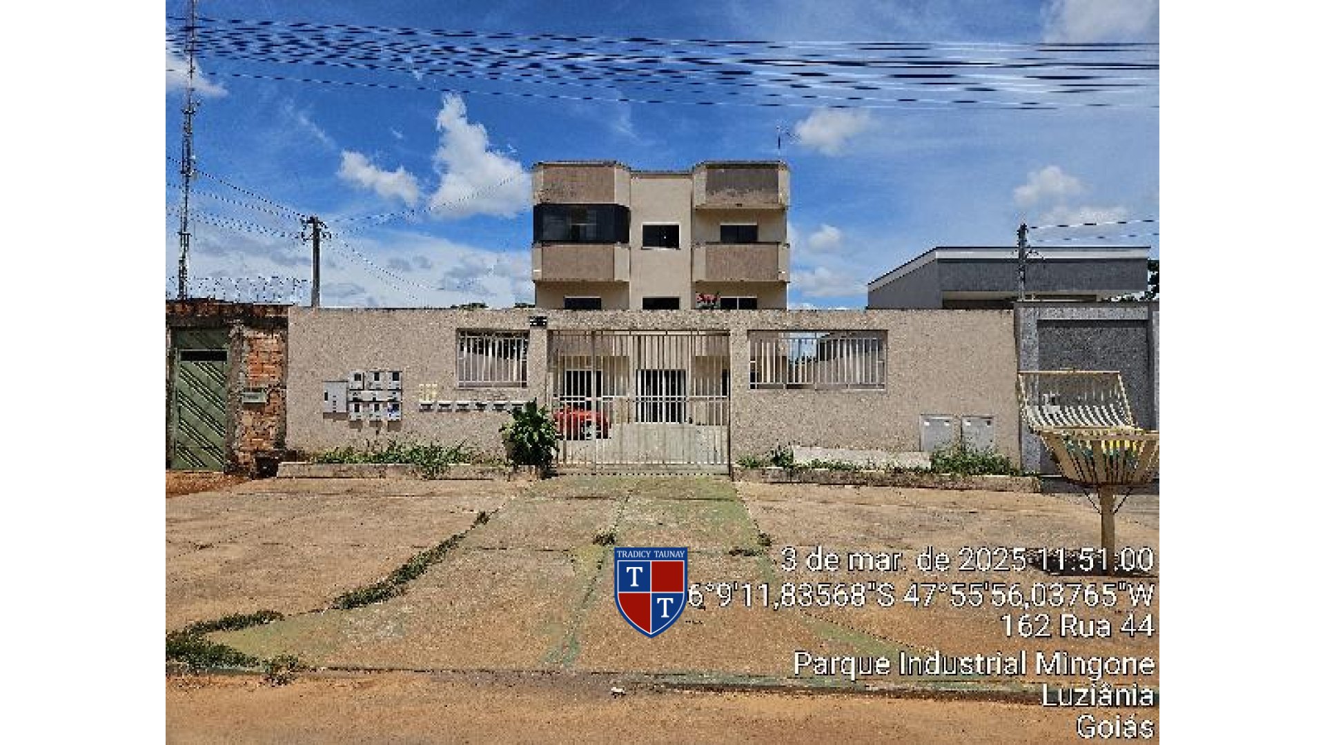 Foto 1 de APARTAMENTO em PARQUE INDUSTRIAL MINGONE, LUZIANIA/GO - Imóvel Retomado CAIXA Ref 8787706671337