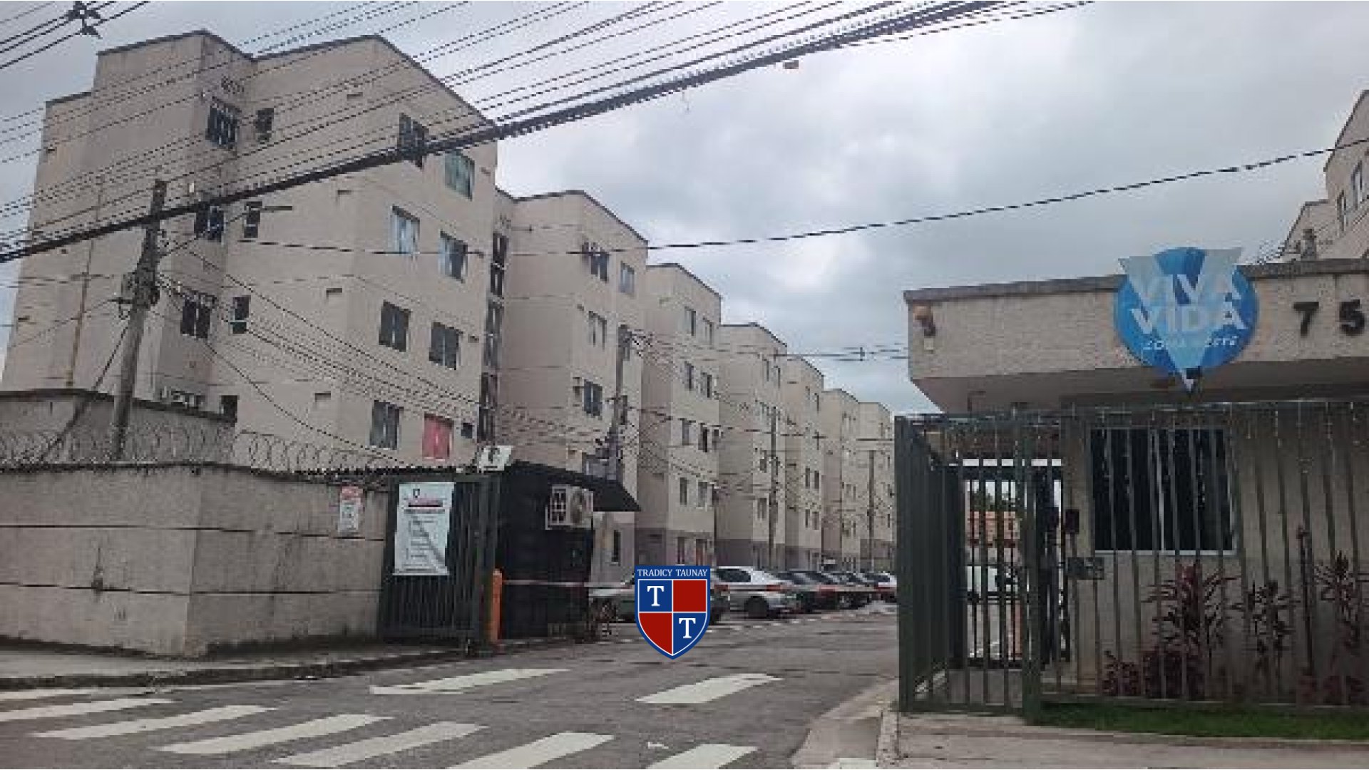 APARTAMENTO em SANTA CRUZ