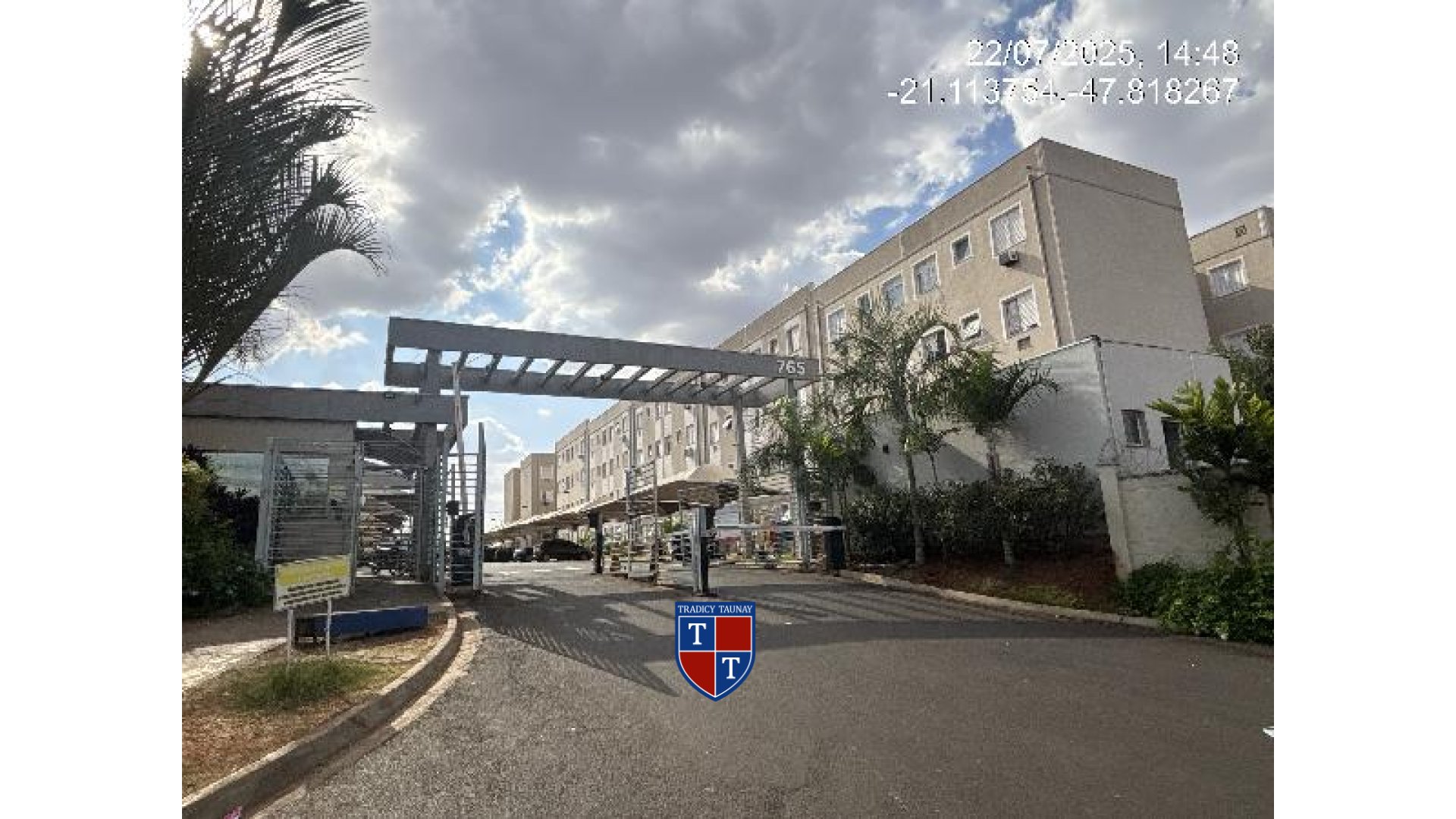 APARTAMENTO em JARDIM HEITOR RIGON