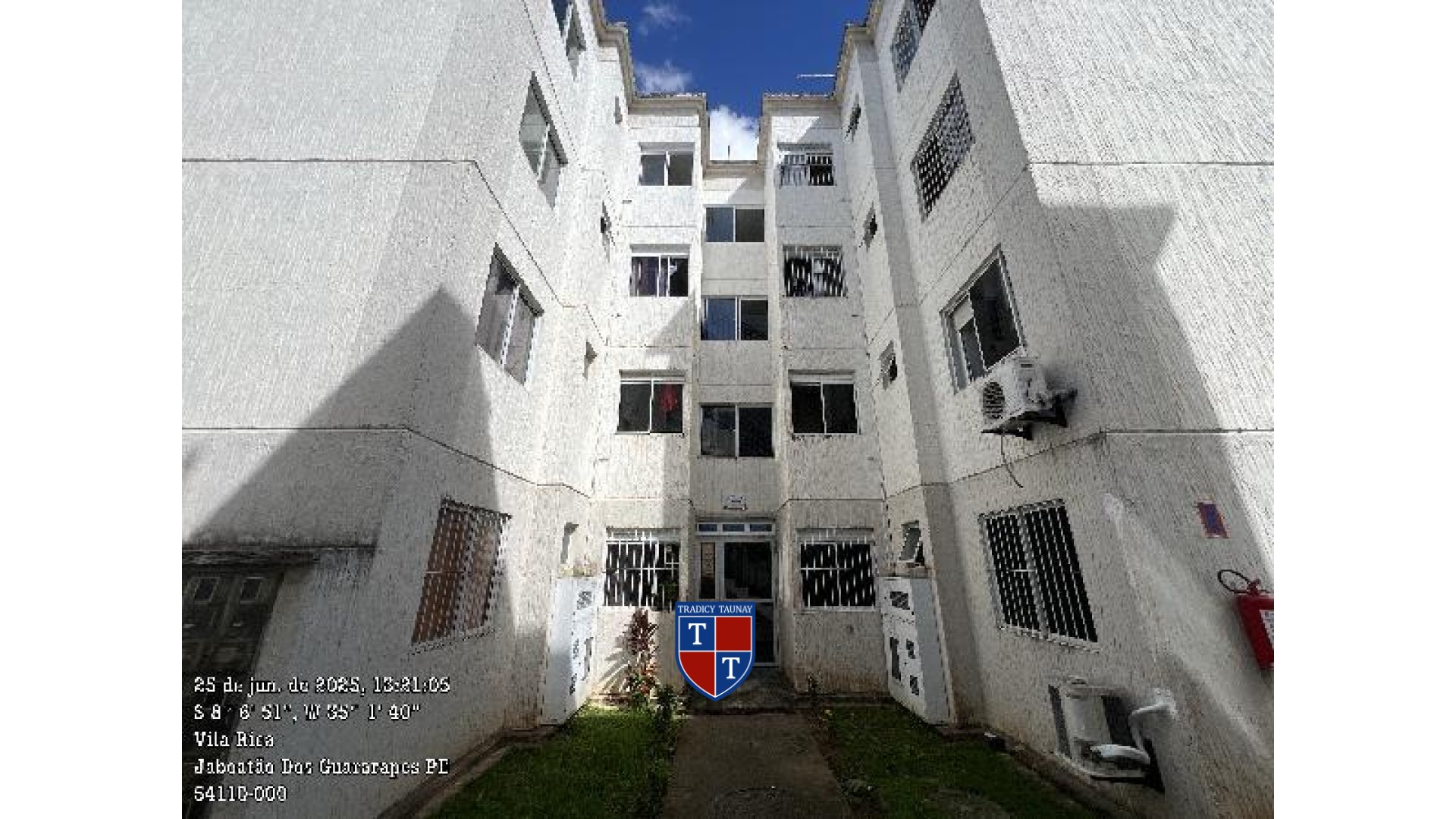 APARTAMENTO em BULHOES
