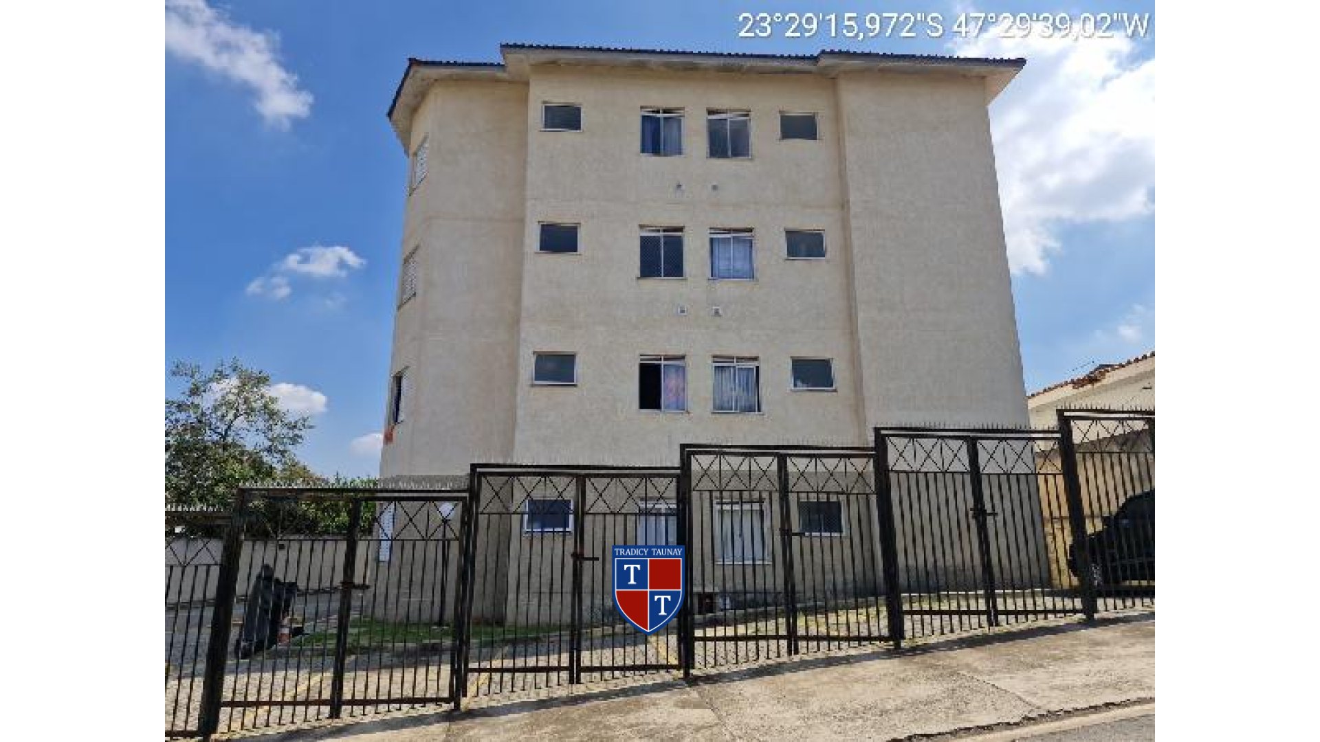 APARTAMENTO em VILA AEROPORTO