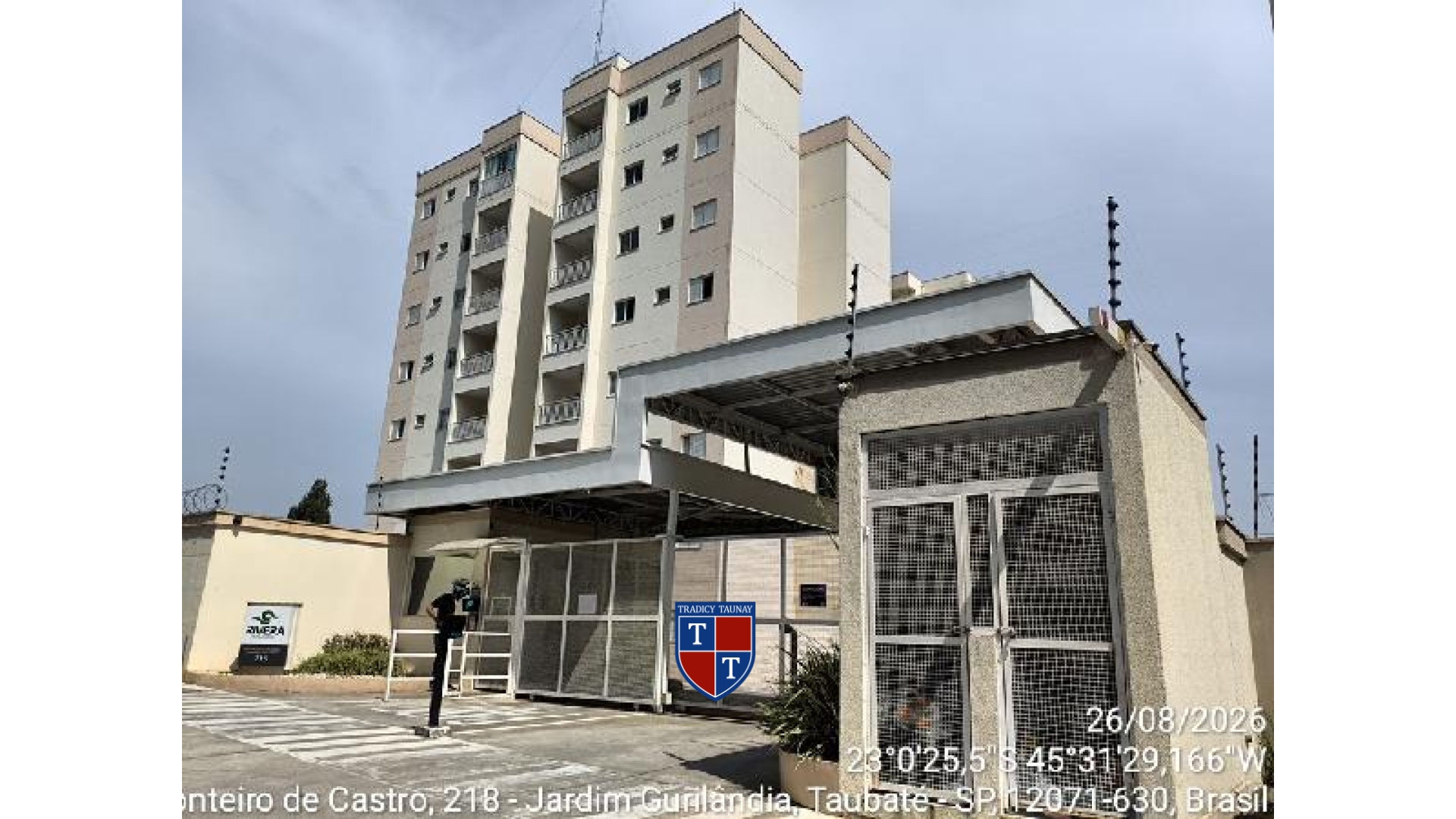 APARTAMENTO em CAVARUCANGUERA