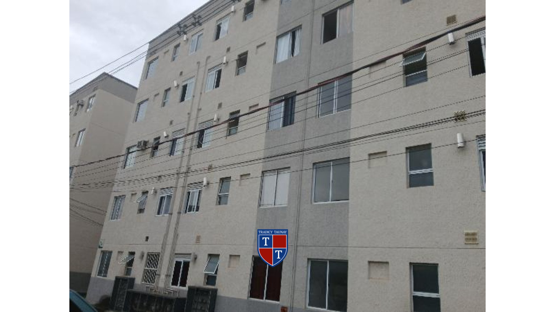 APARTAMENTO em SANTA AMELIA