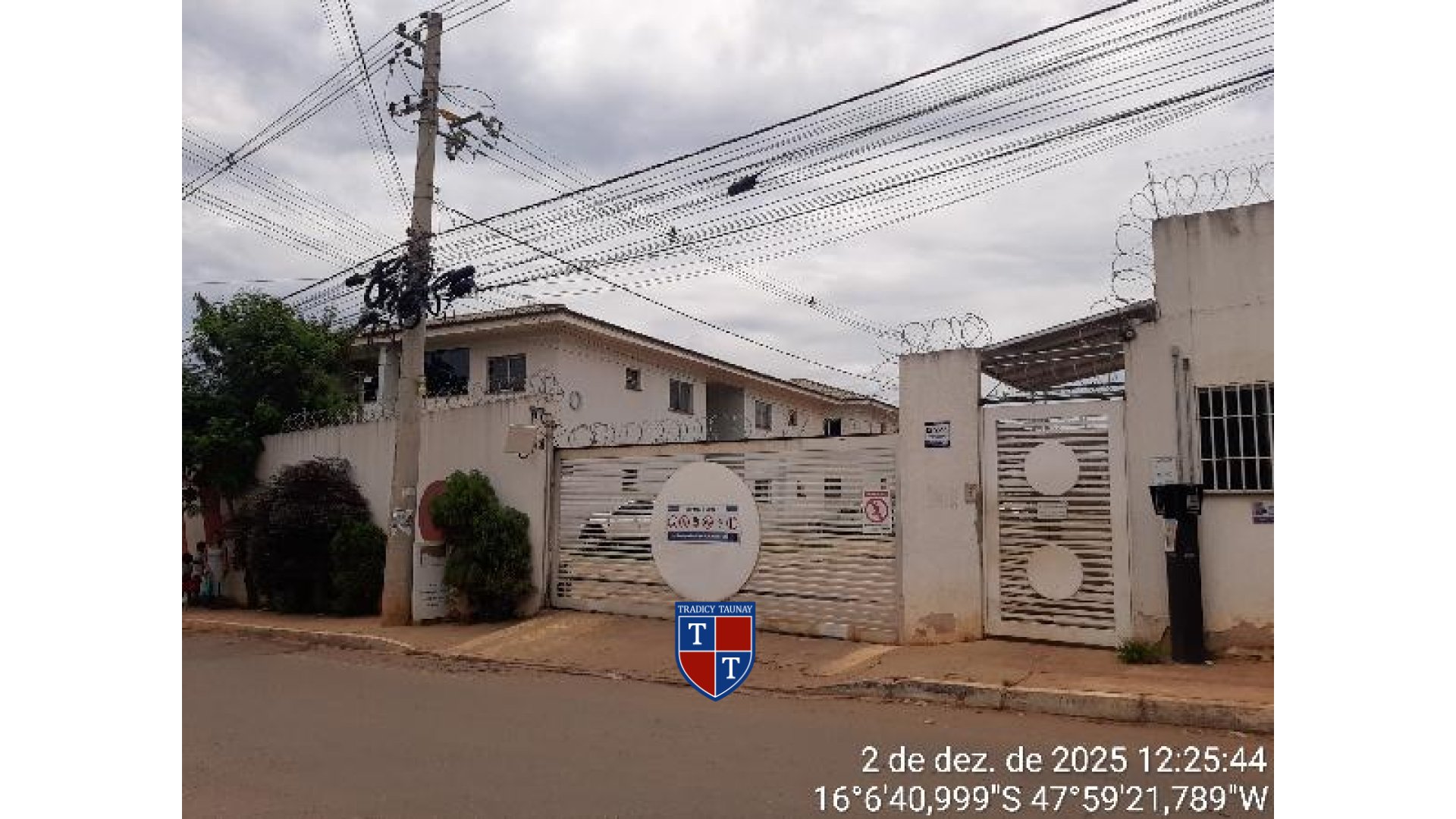 APARTAMENTO em CHACARAS E MANSOES SANTA MARIA