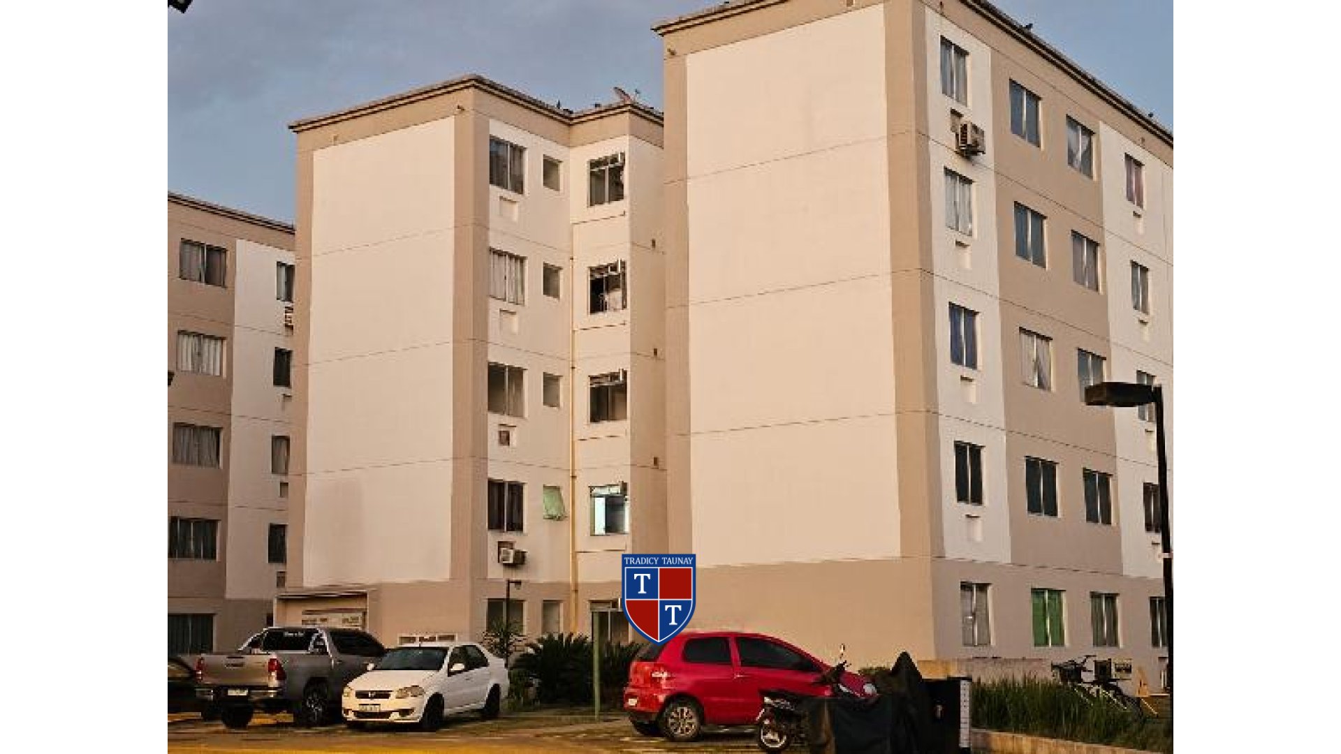 APARTAMENTO em JARDIM PALMARES