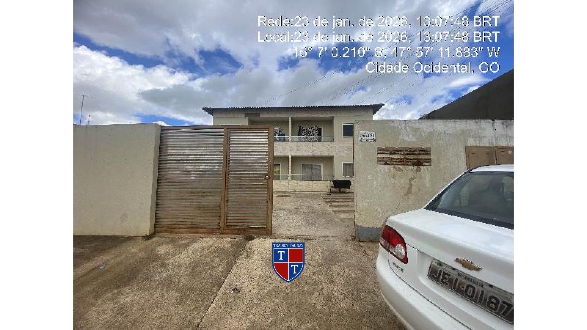APARTAMENTO em PARQUE NAPOLIS A