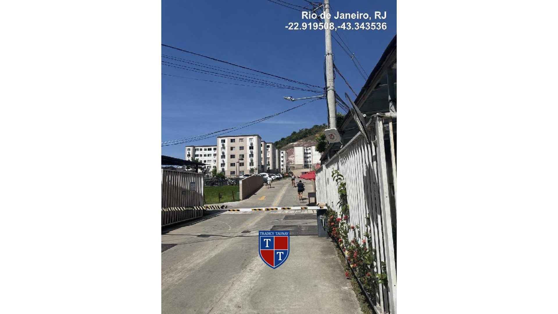 APARTAMENTO em PECHINCHA