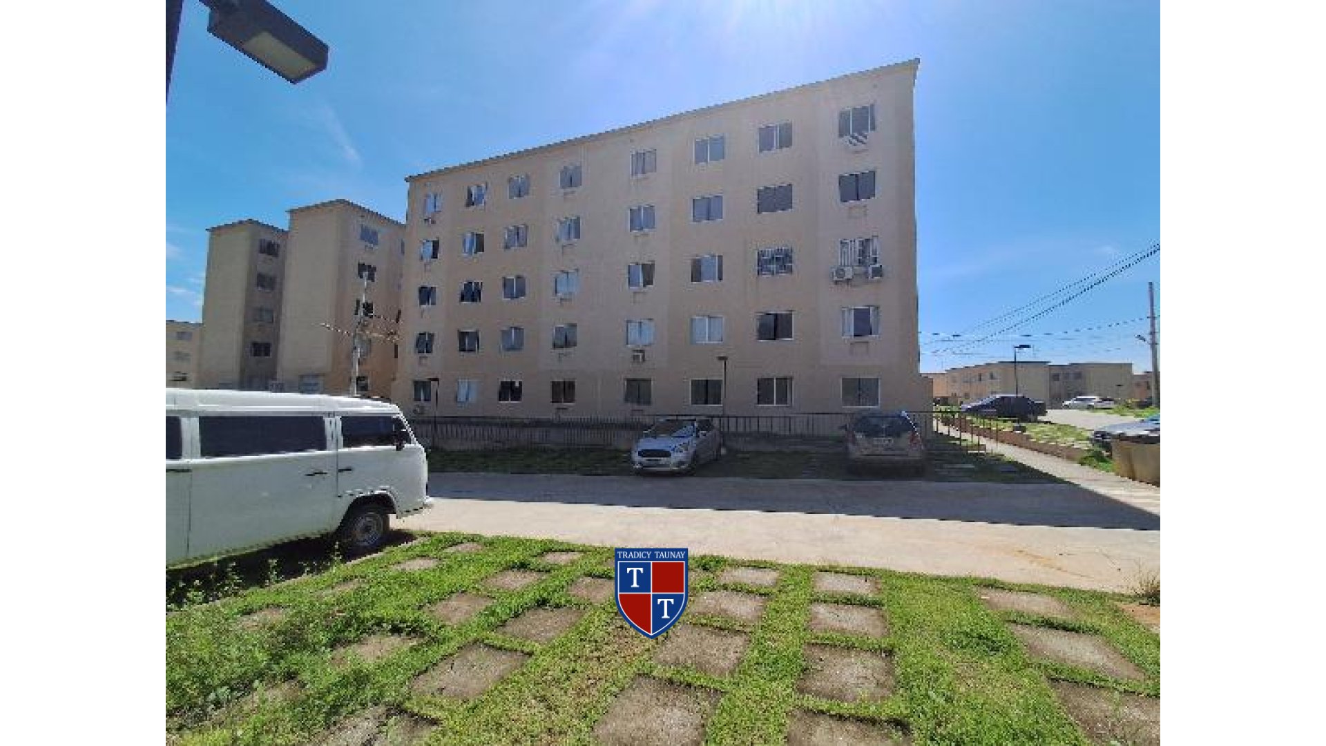 APARTAMENTO em CERAMICA