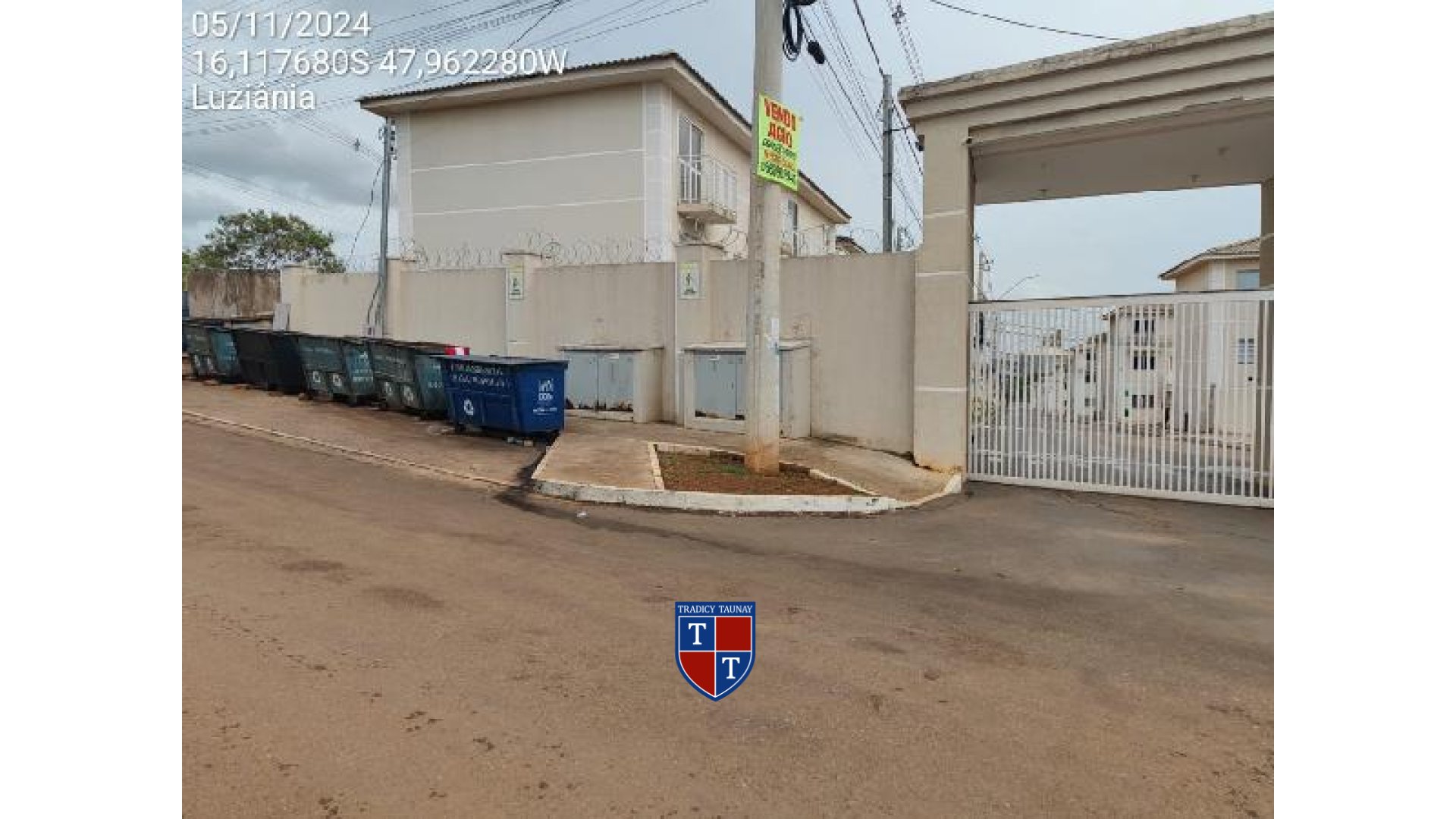 APARTAMENTO em FAZENDA SAIA VELHA
