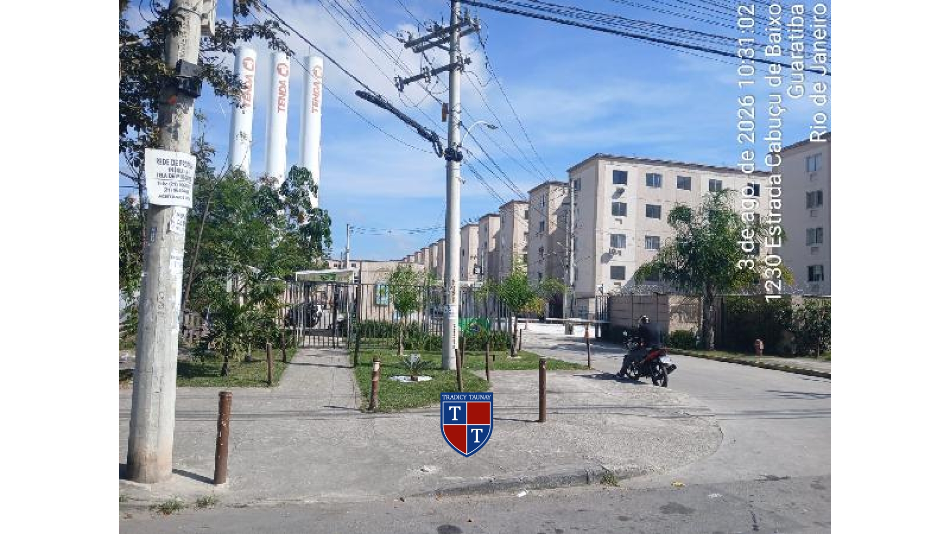 APARTAMENTO em GUARATIBA