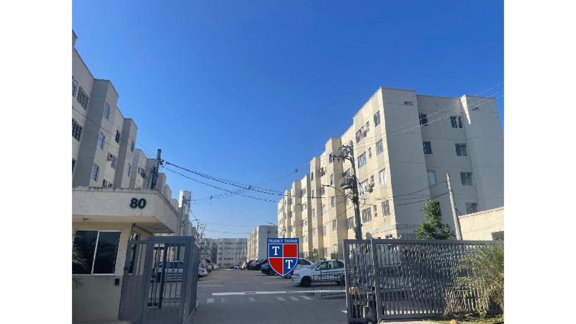 APARTAMENTO em SAO VICENTE