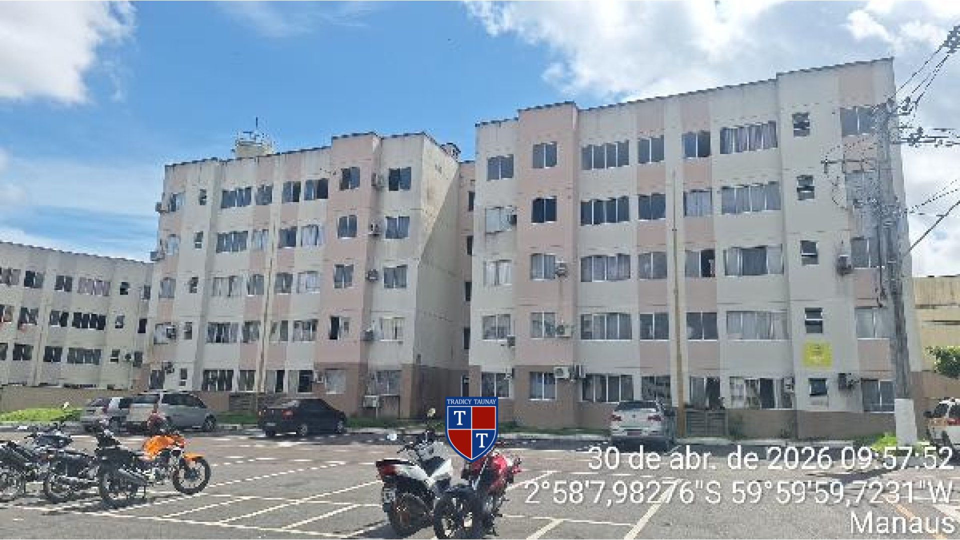 APARTAMENTO em LAGO AZUL