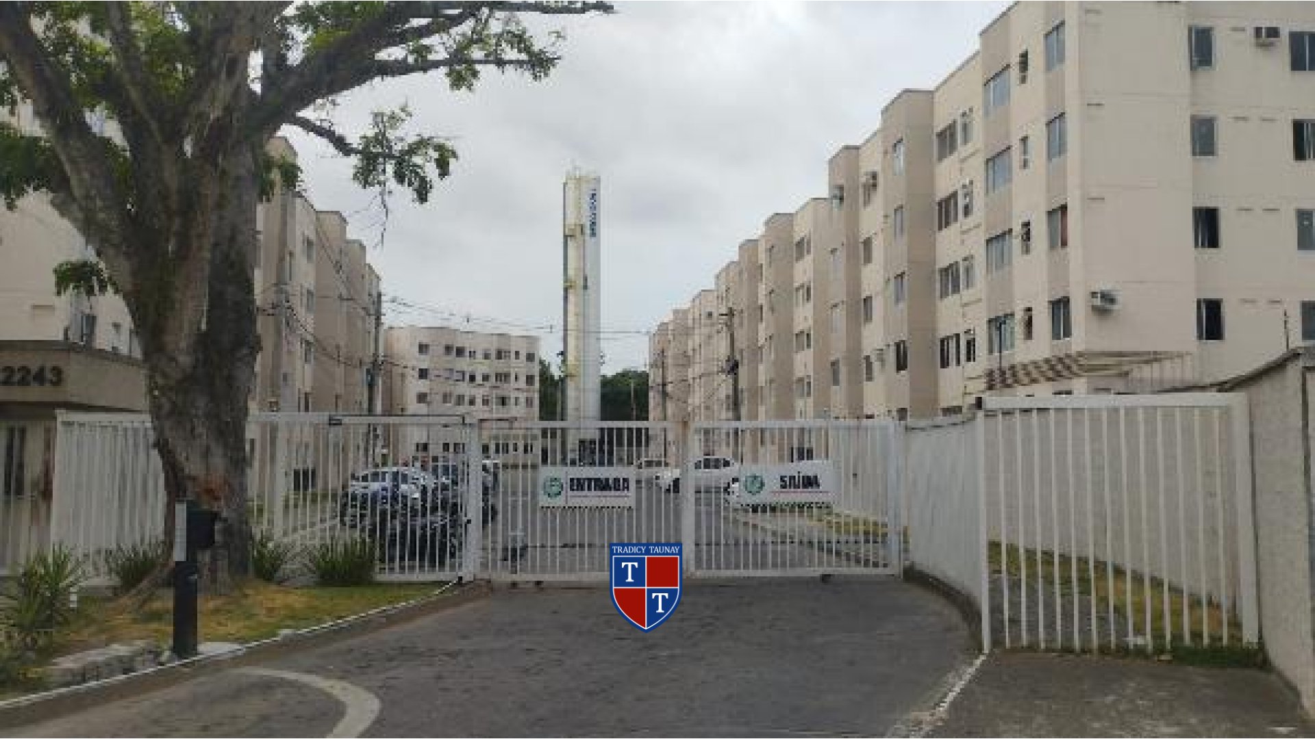 APARTAMENTO em SANTA CRUZ