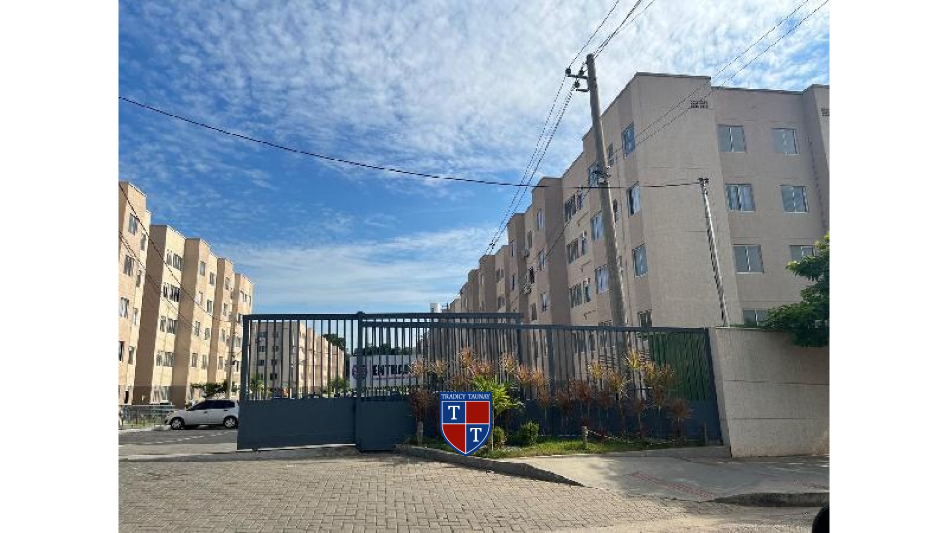 APARTAMENTO em SANTA CRUZ