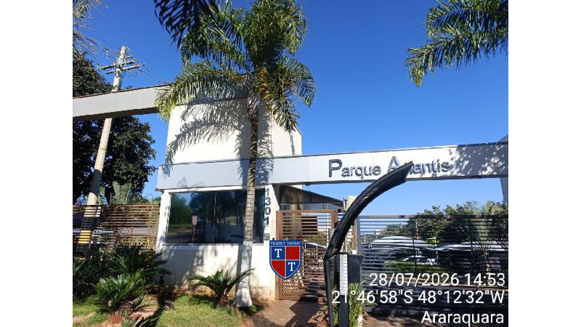 APARTAMENTO em ALTOS DO JARAGUA