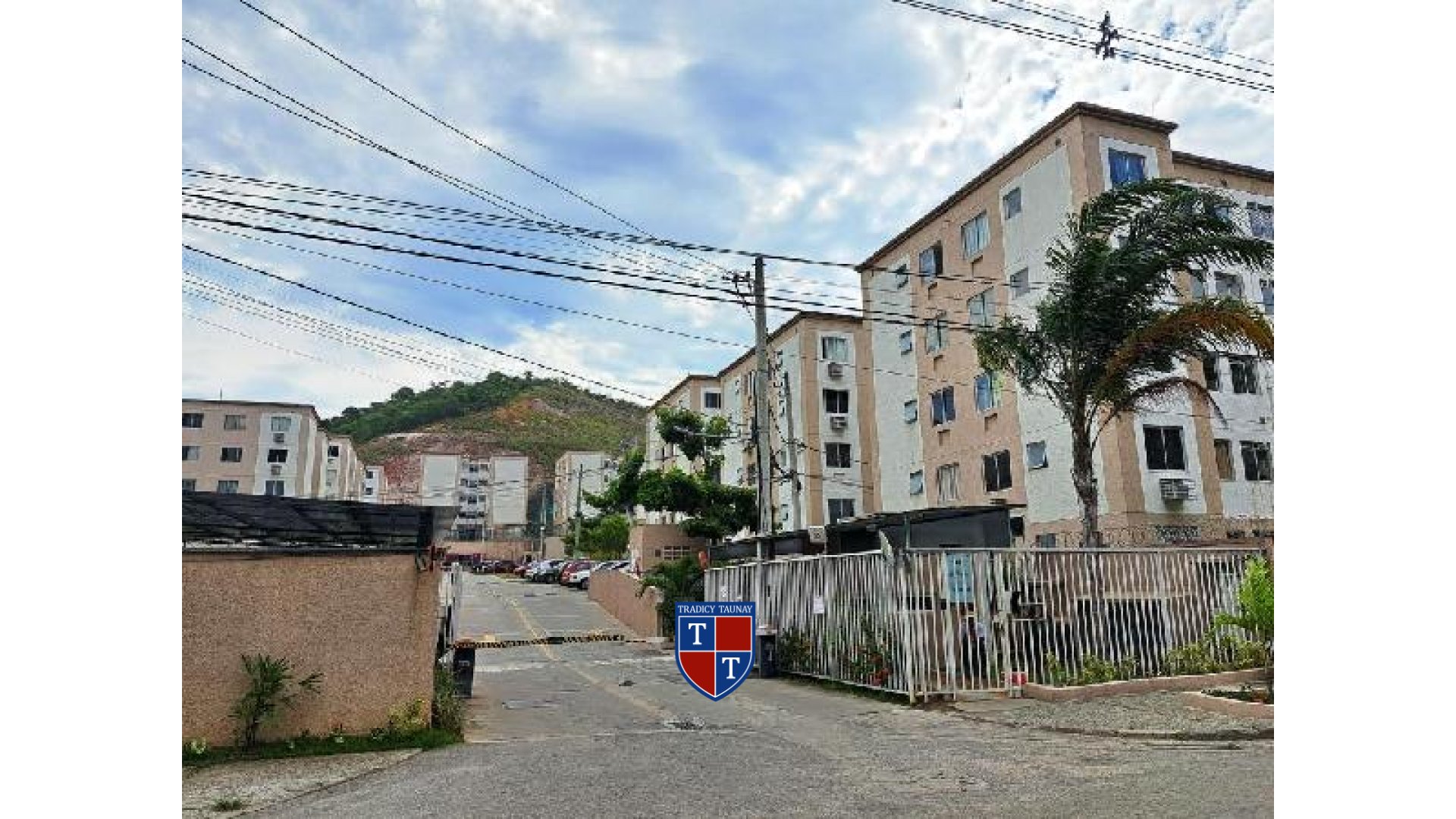 APARTAMENTO em PECHINCHA