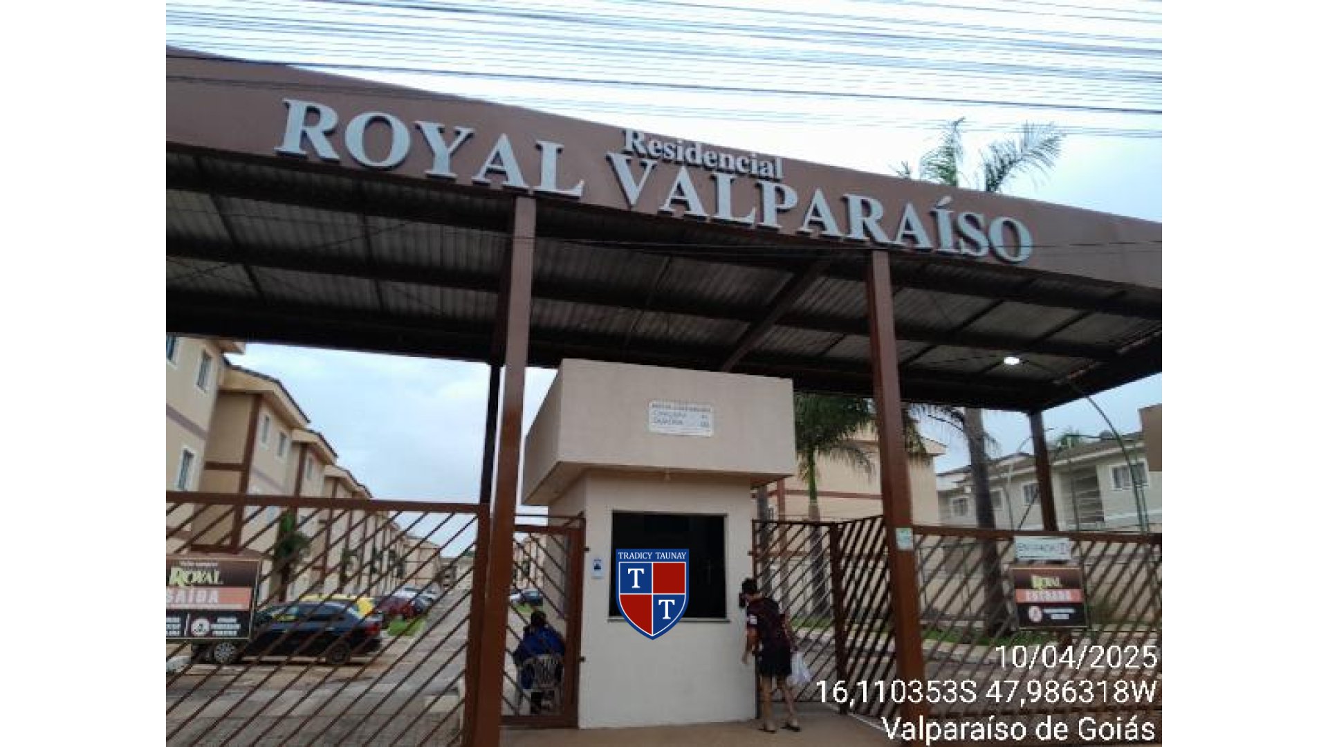 APARTAMENTO em CHACARAS E MANSOES SANTA MARIA