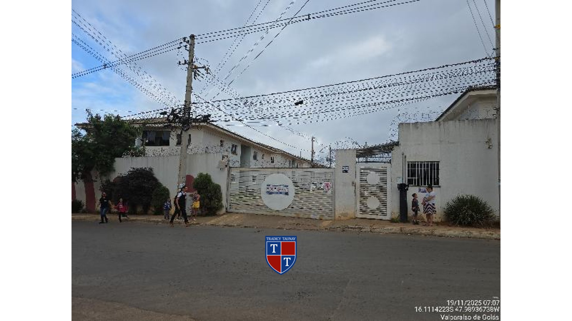 APARTAMENTO em CHACARAS E MANSOES SANTA MARIA