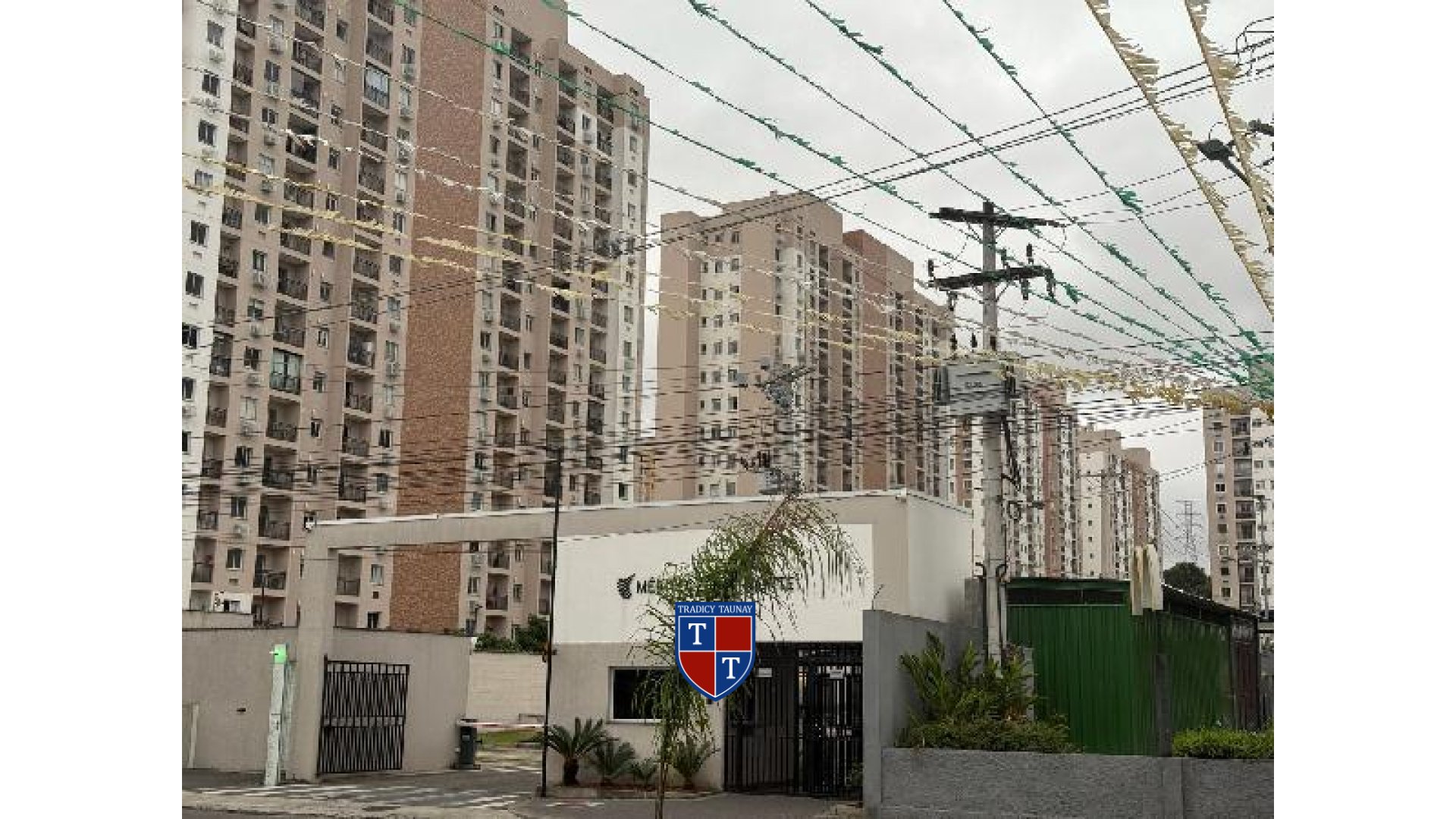 APARTAMENTO em VISTA ALEGRE