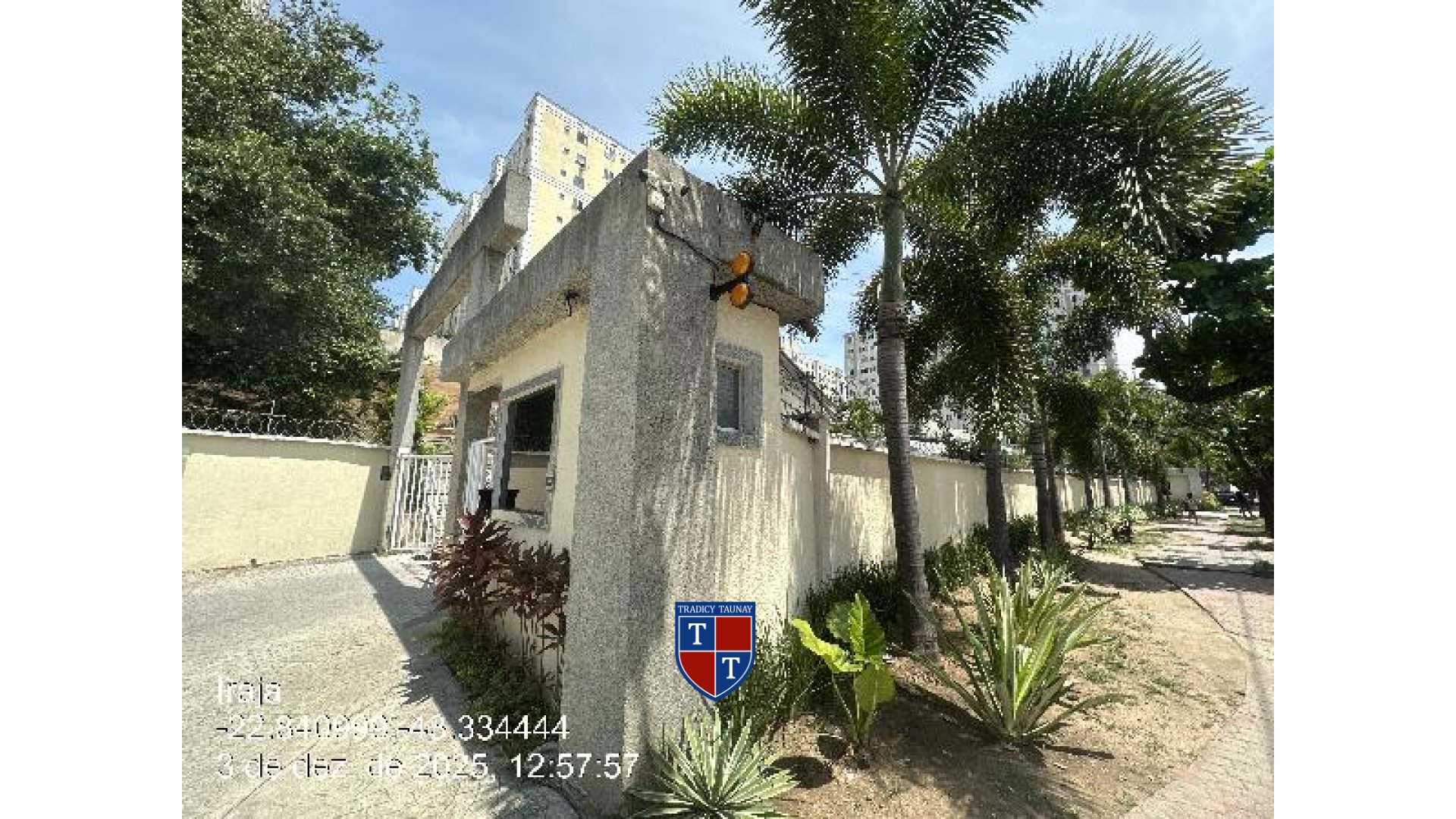 APARTAMENTO em COLEGIO