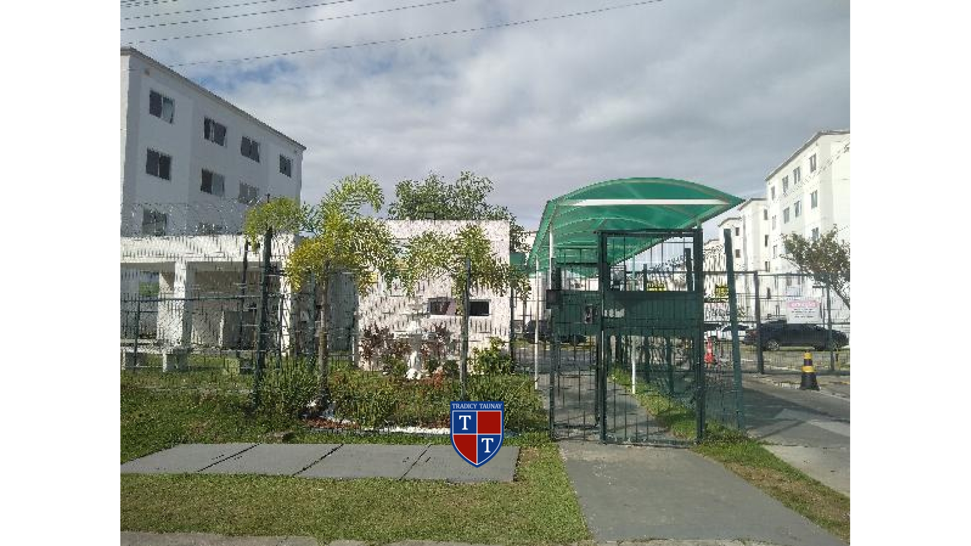 Foto 1 de APARTAMENTO em AREIA BRANCA, SALVADOR/BA - Imóvel Retomado CAIXA Ref 8787708518013