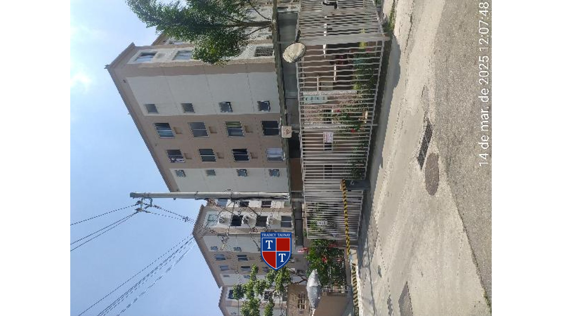 APARTAMENTO em PECHINCHA