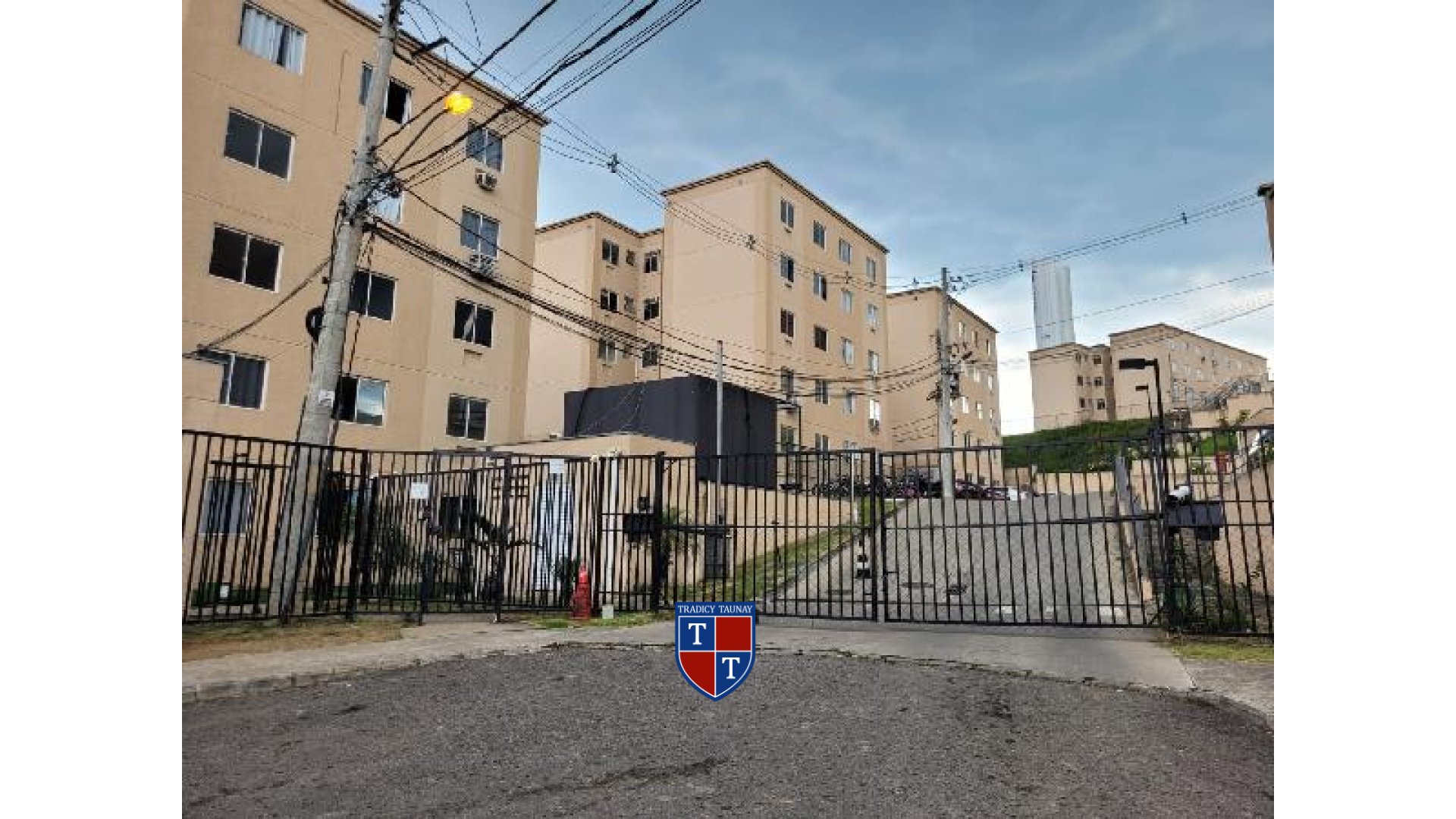 APARTAMENTO em CERAMICA