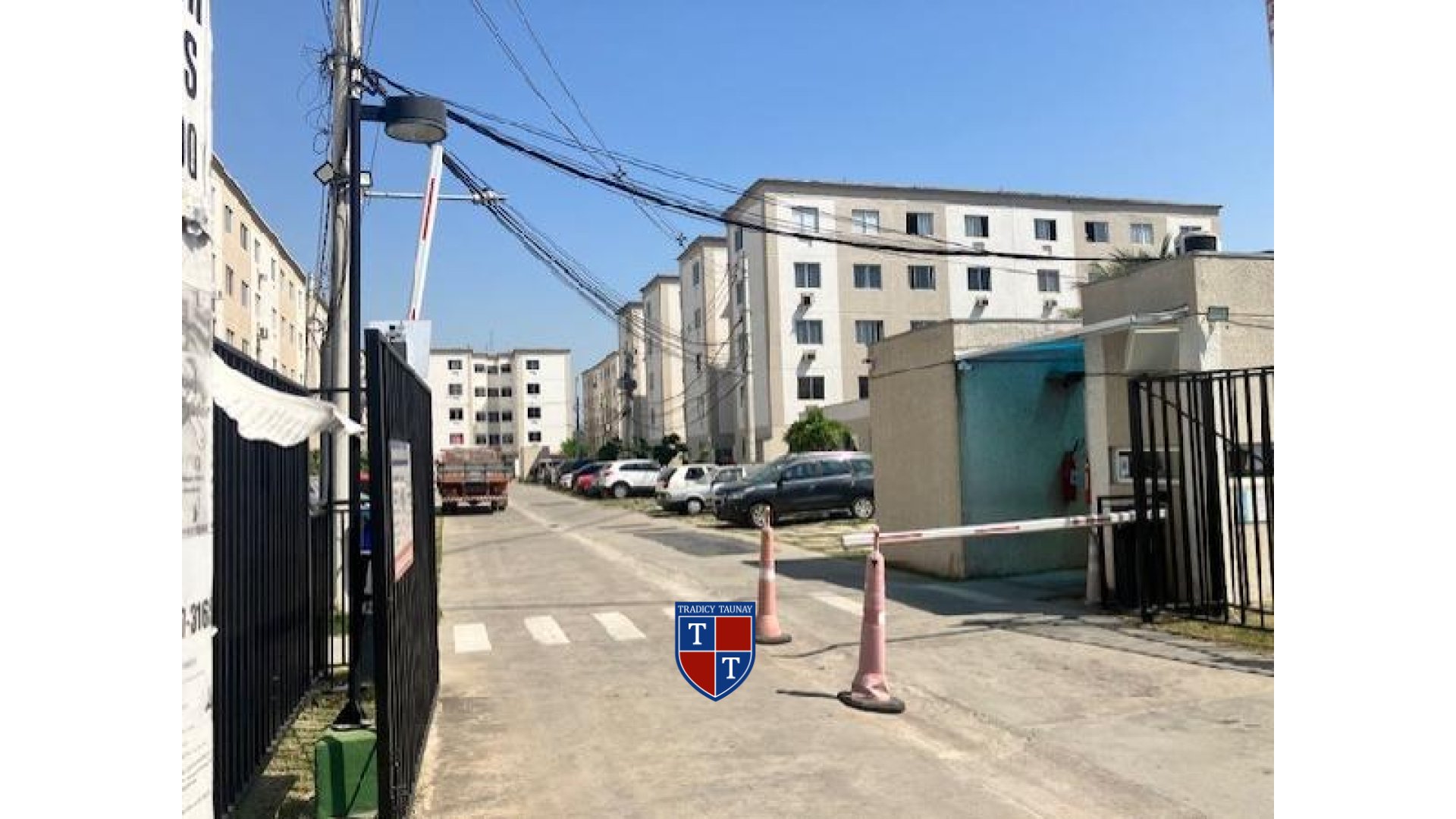 APARTAMENTO em SANTA CRUZ