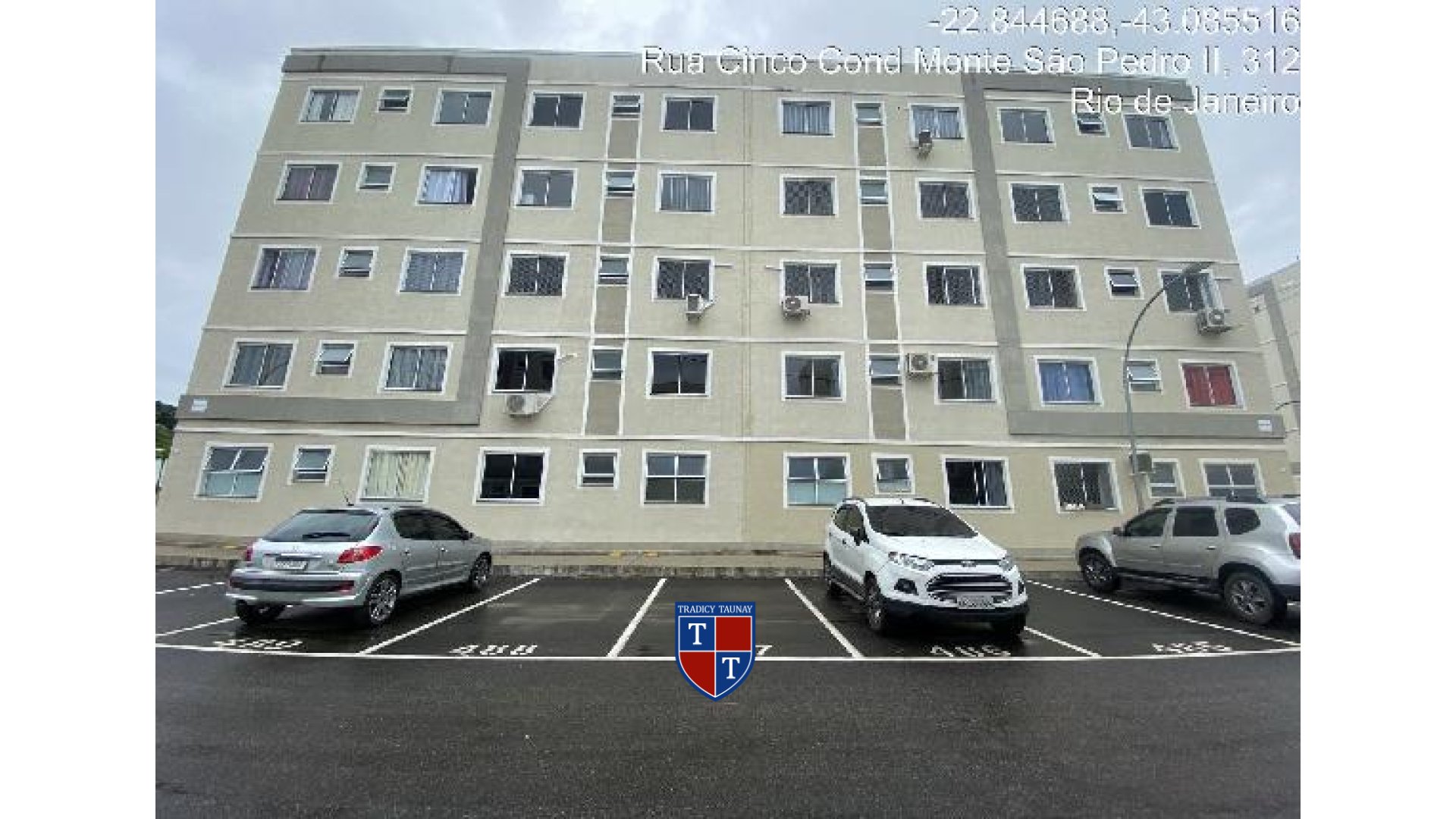 APARTAMENTO em VILA LAGE