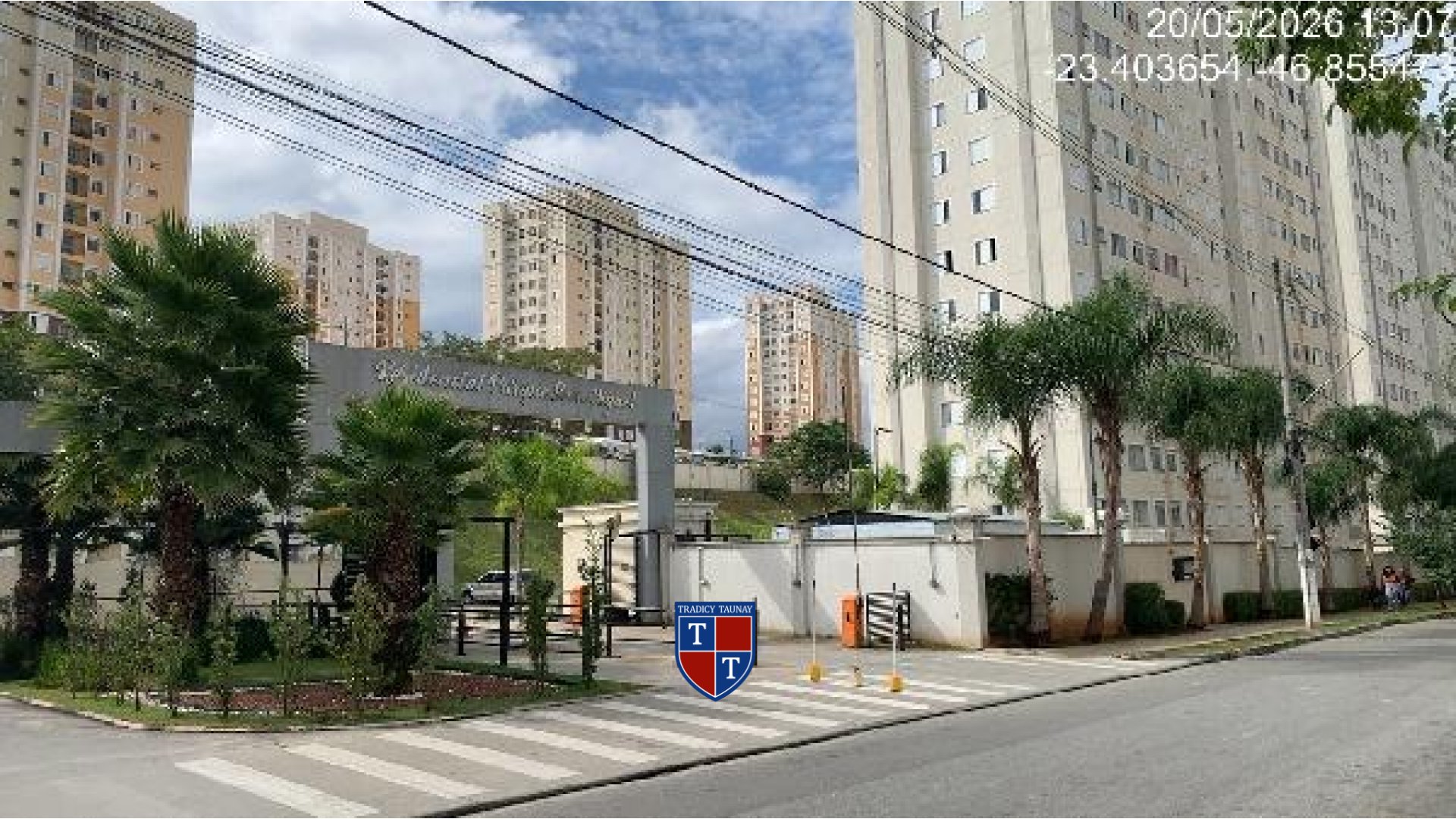 APARTAMENTO em PORTAL DOS IPES III