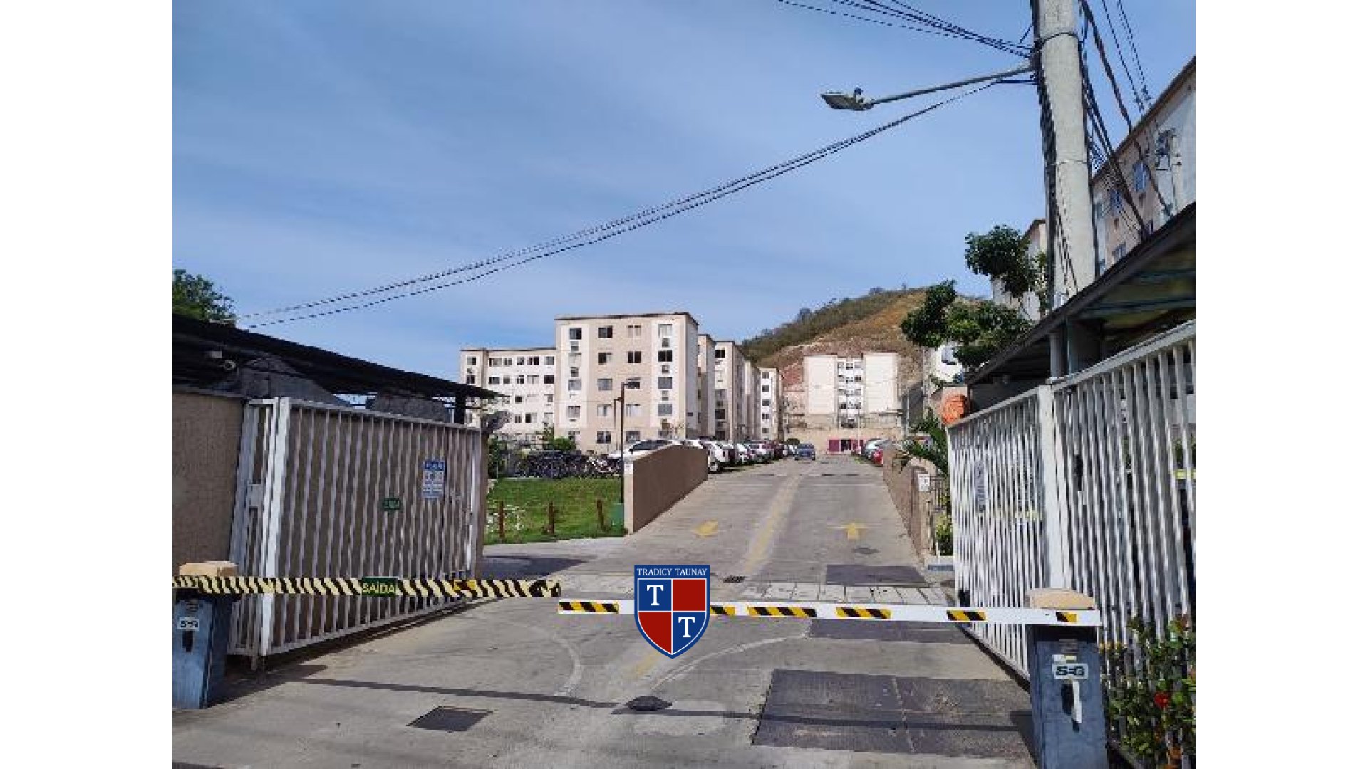APARTAMENTO em PECHINCHA
