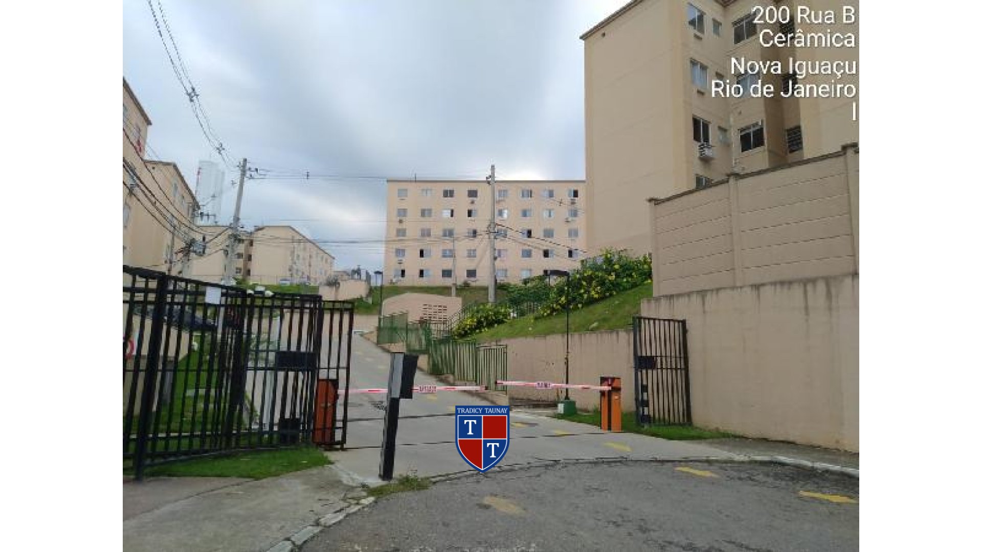 APARTAMENTO em CERAMICA