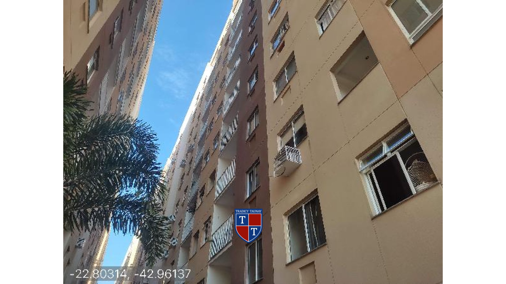 APARTAMENTO em VISTA ALEGRE